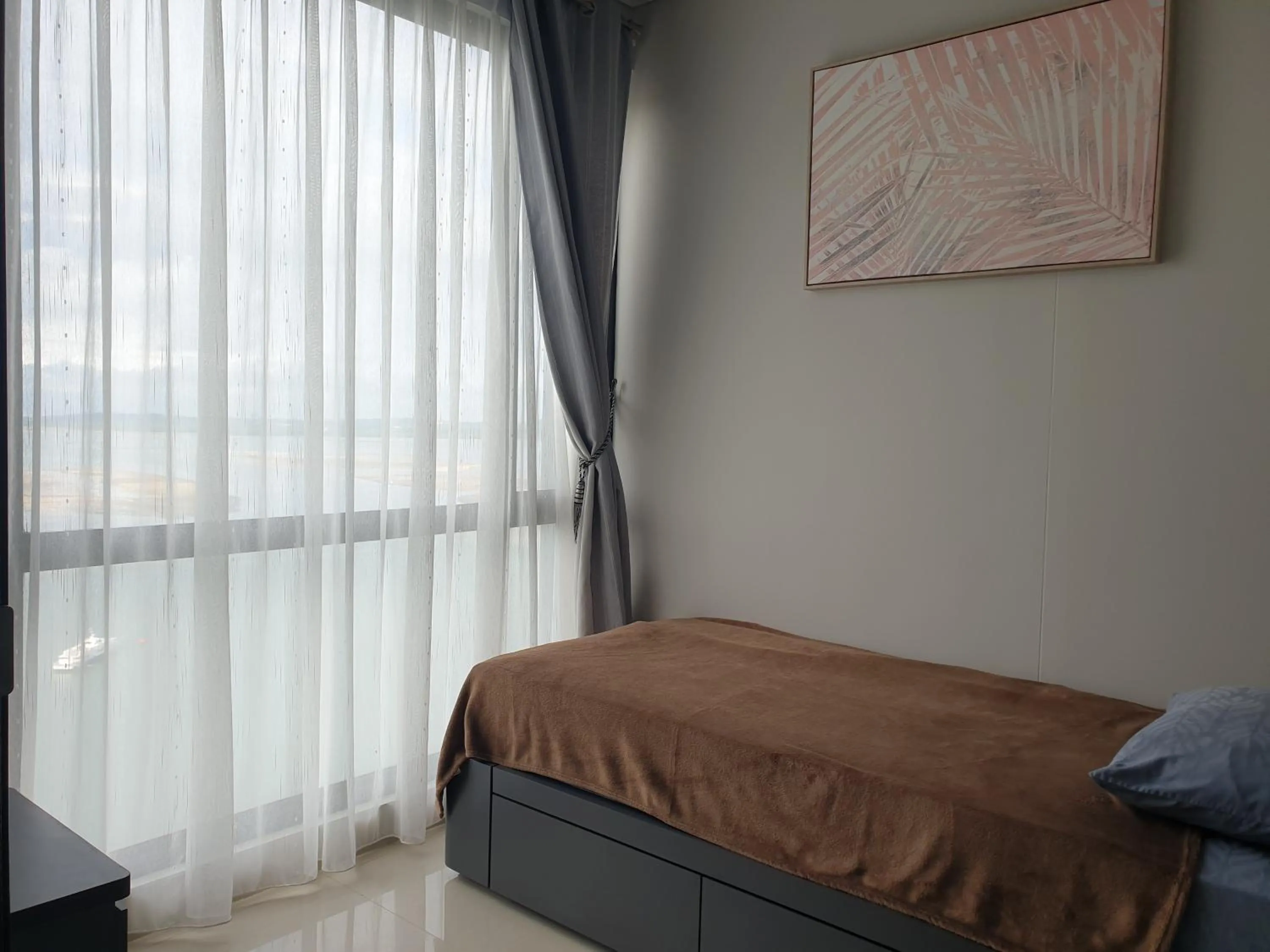 Bed in CozyHomes at One Residence Batam