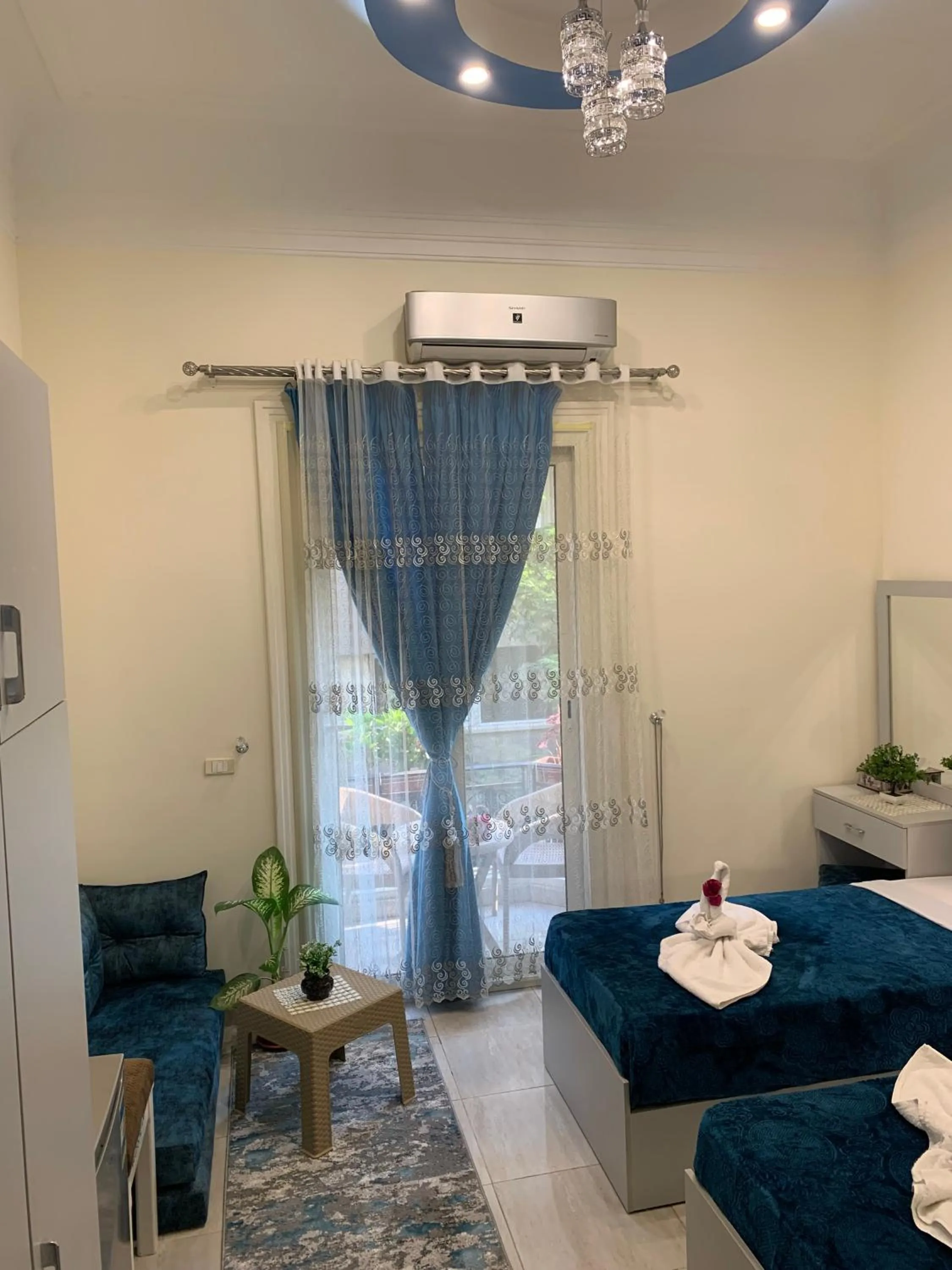 Seating area in Crown Hotel