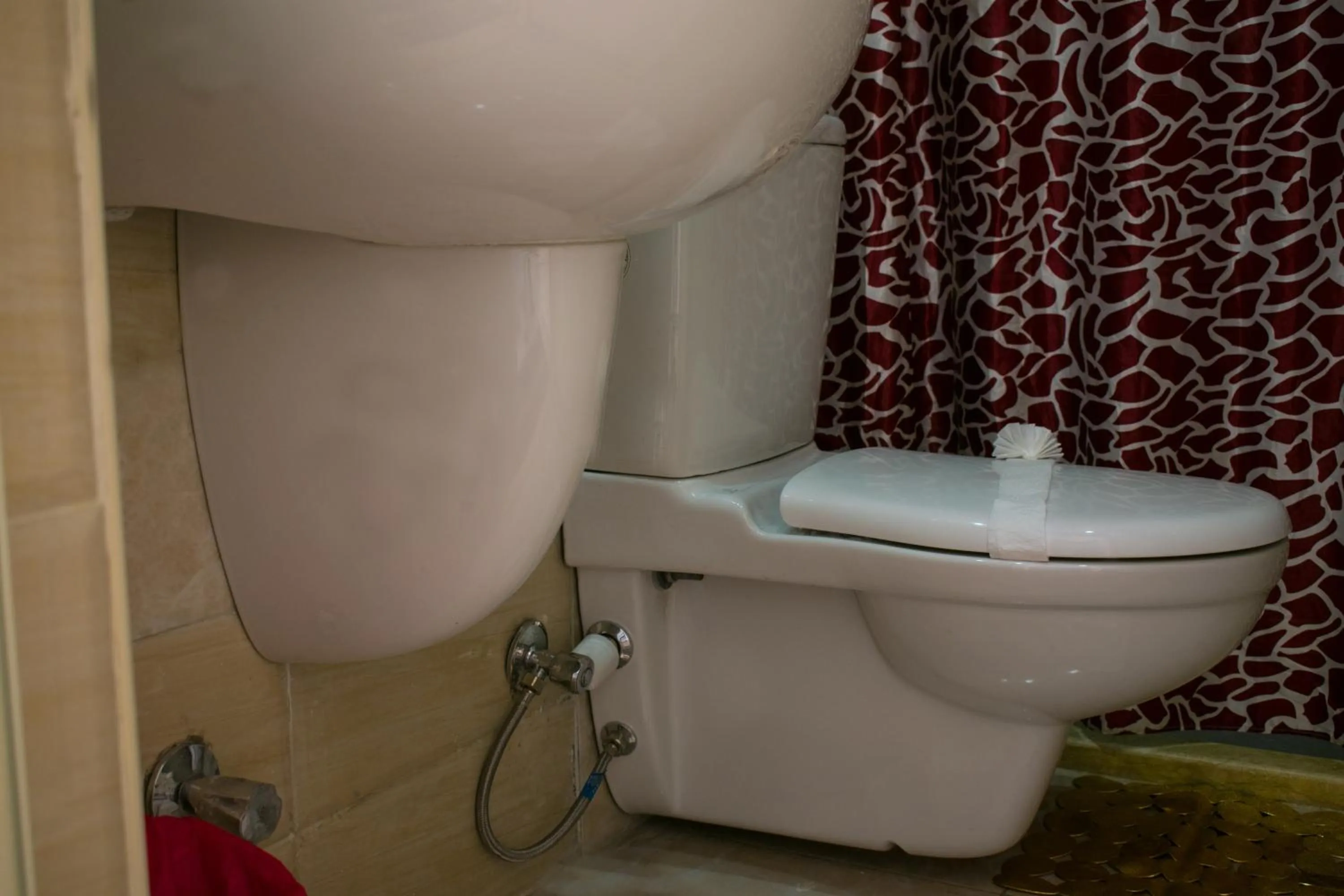 Bathroom in Crown Hotel