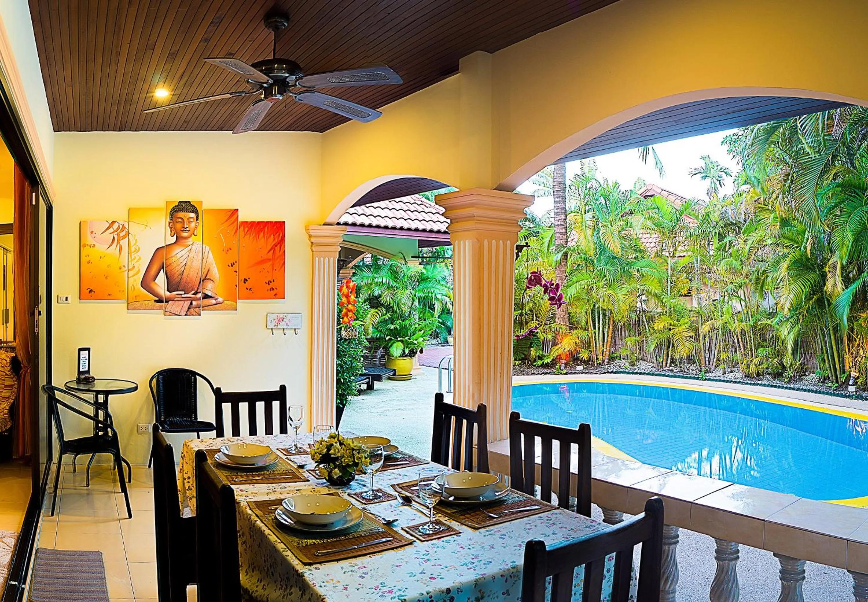 Photo of the whole room in Coconut Paradise Villas