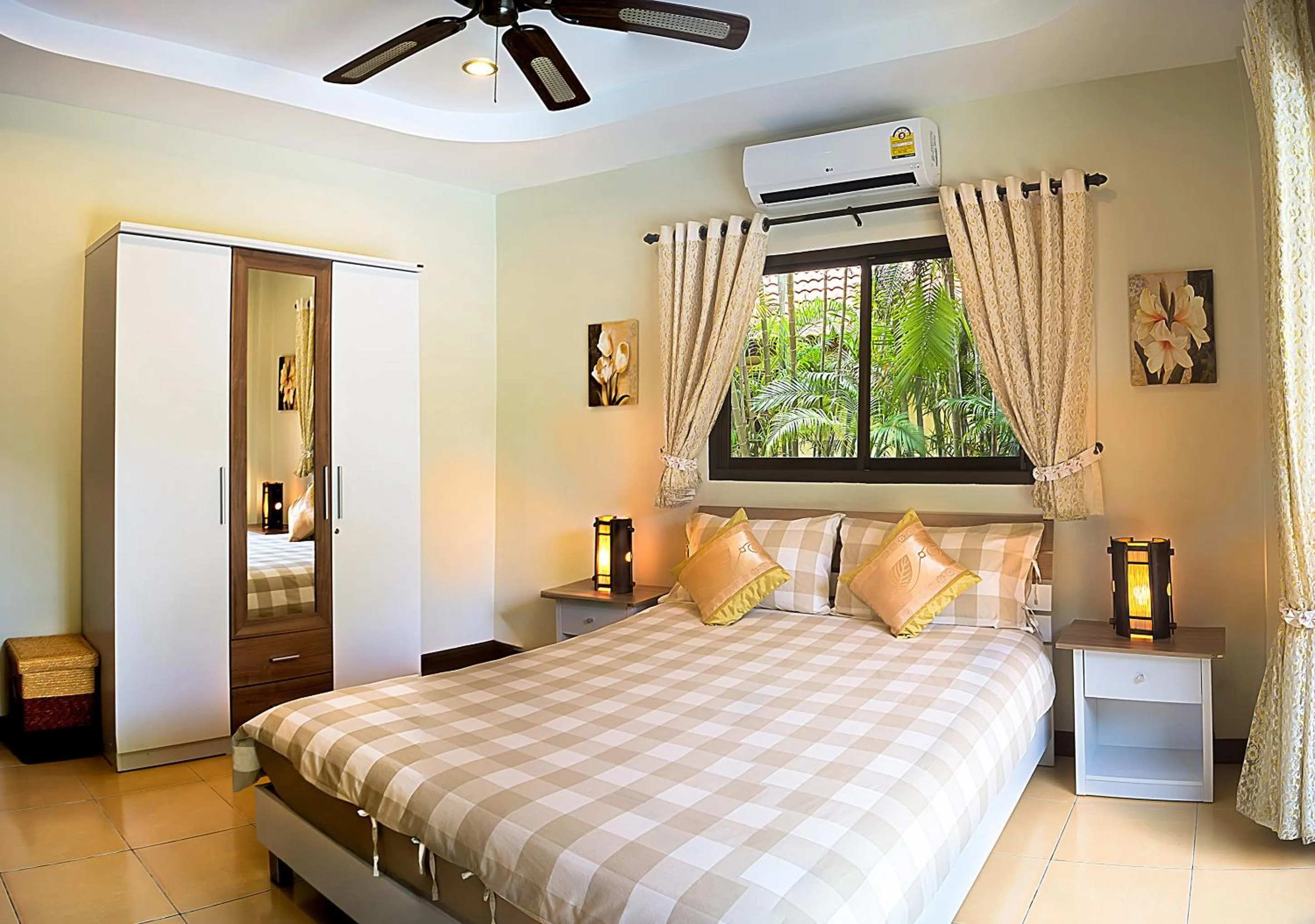 Photo of the whole room, Bed in Coconut Paradise Villas