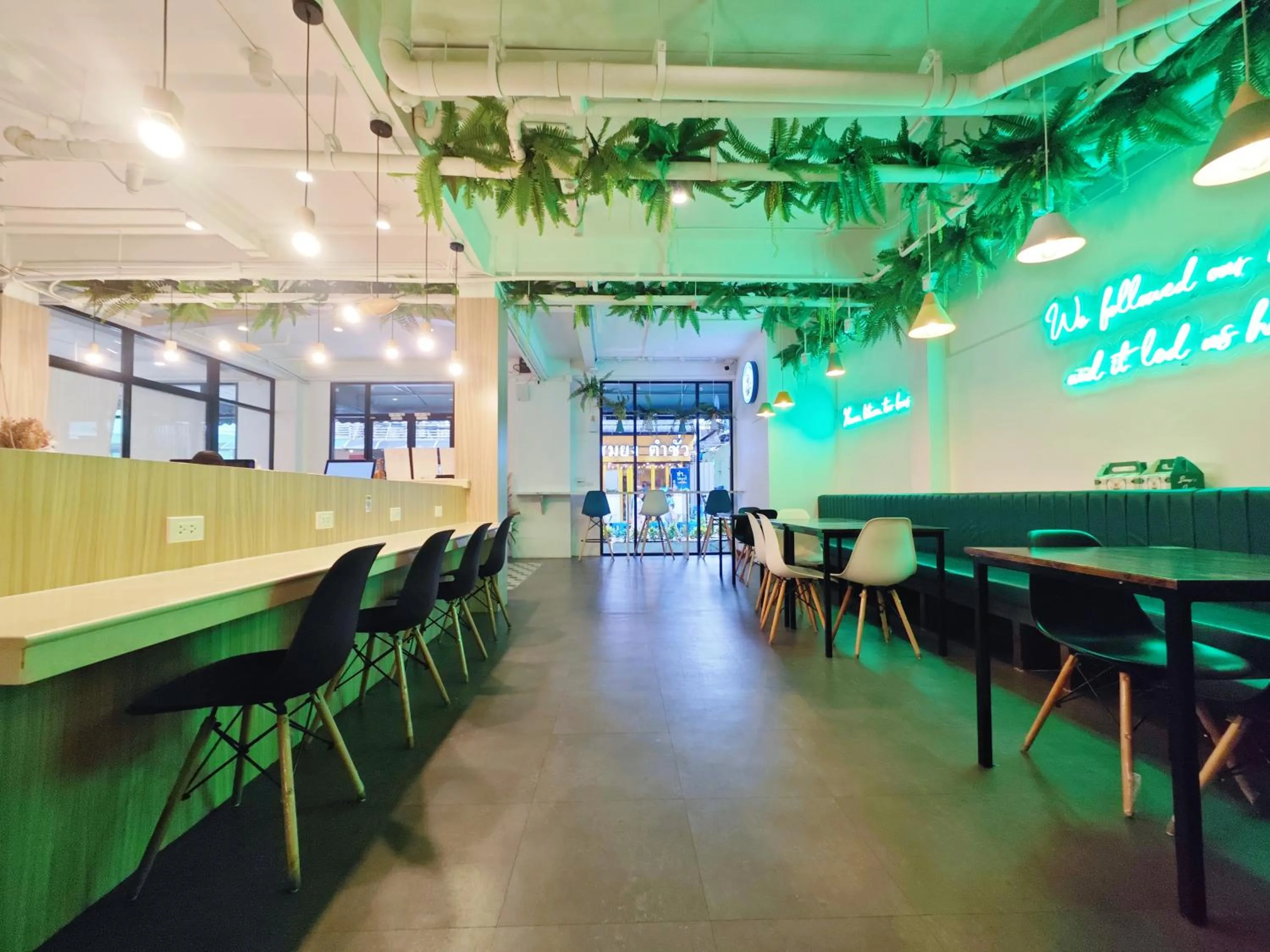 Seating area in Ostay Asoke Bangkok