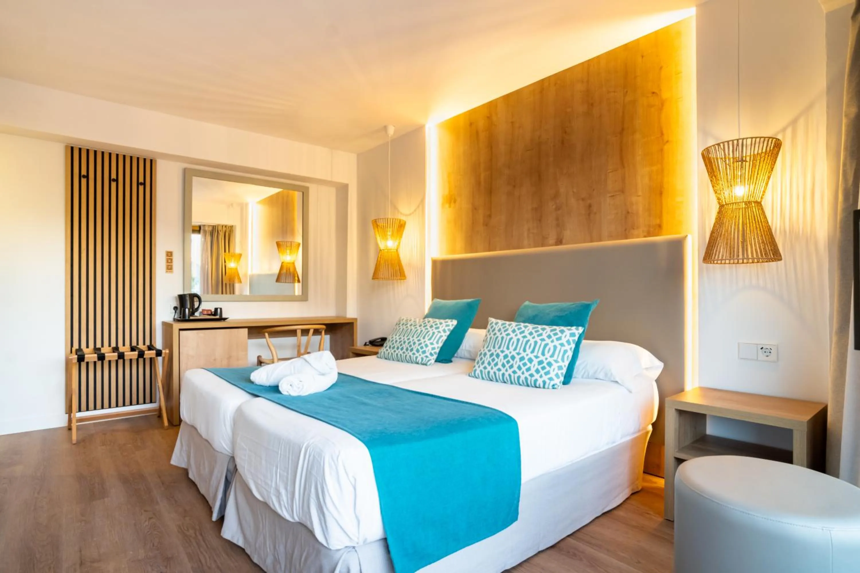 Bed in Bahía de Alcudia Hotel & Spa