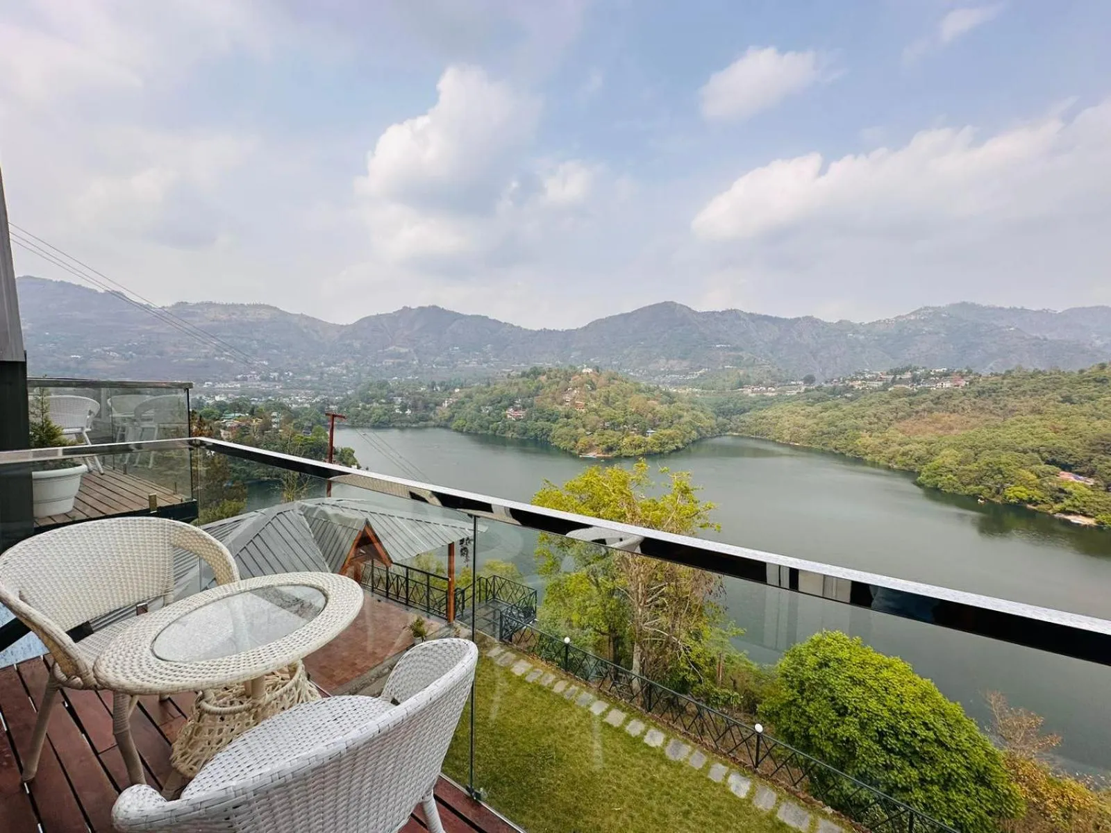 Balcony/Terrace in The Lake Ambience Resort