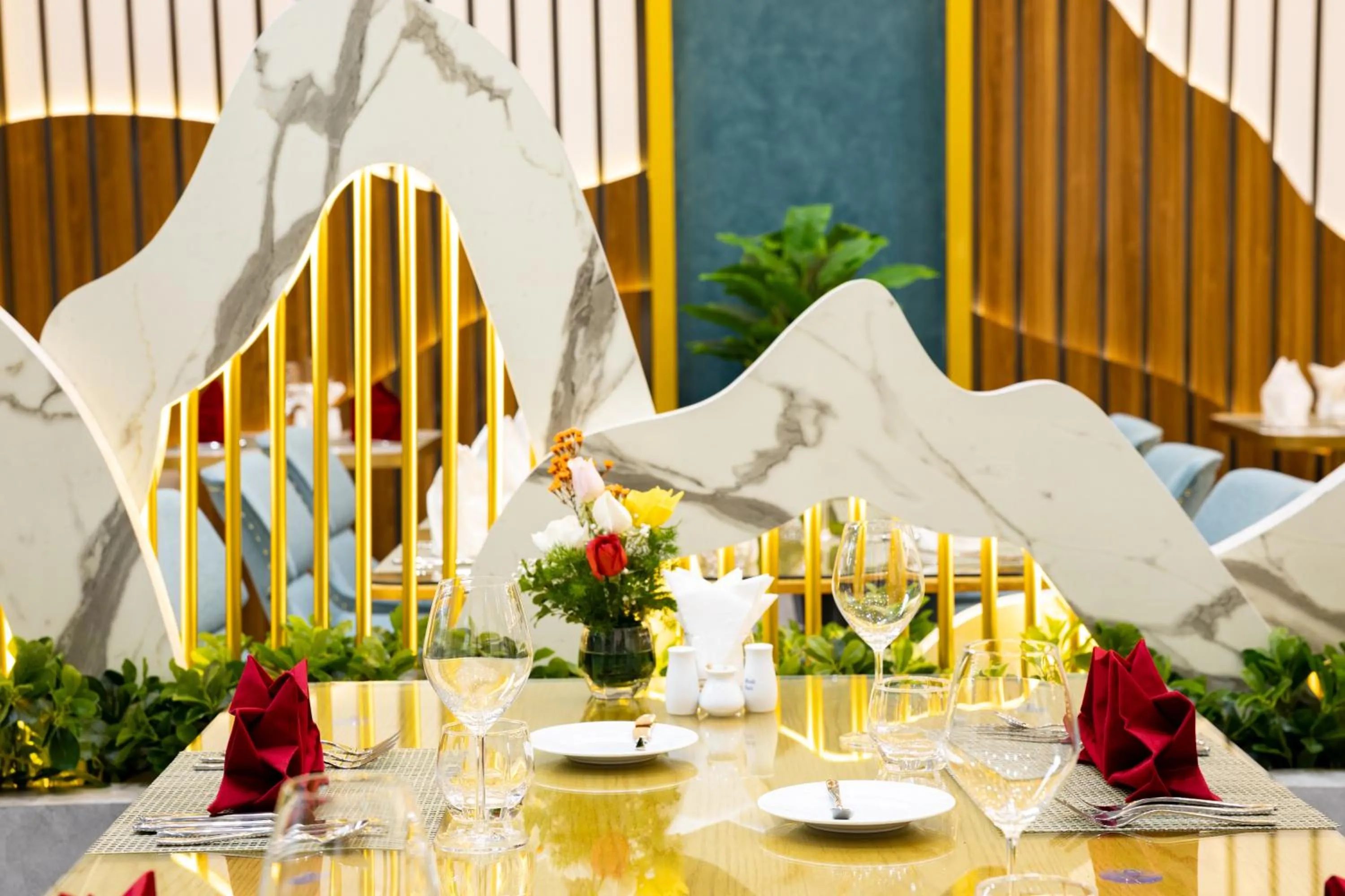 Restaurant/places to eat in Glenda Tower Moc Chau Hotel