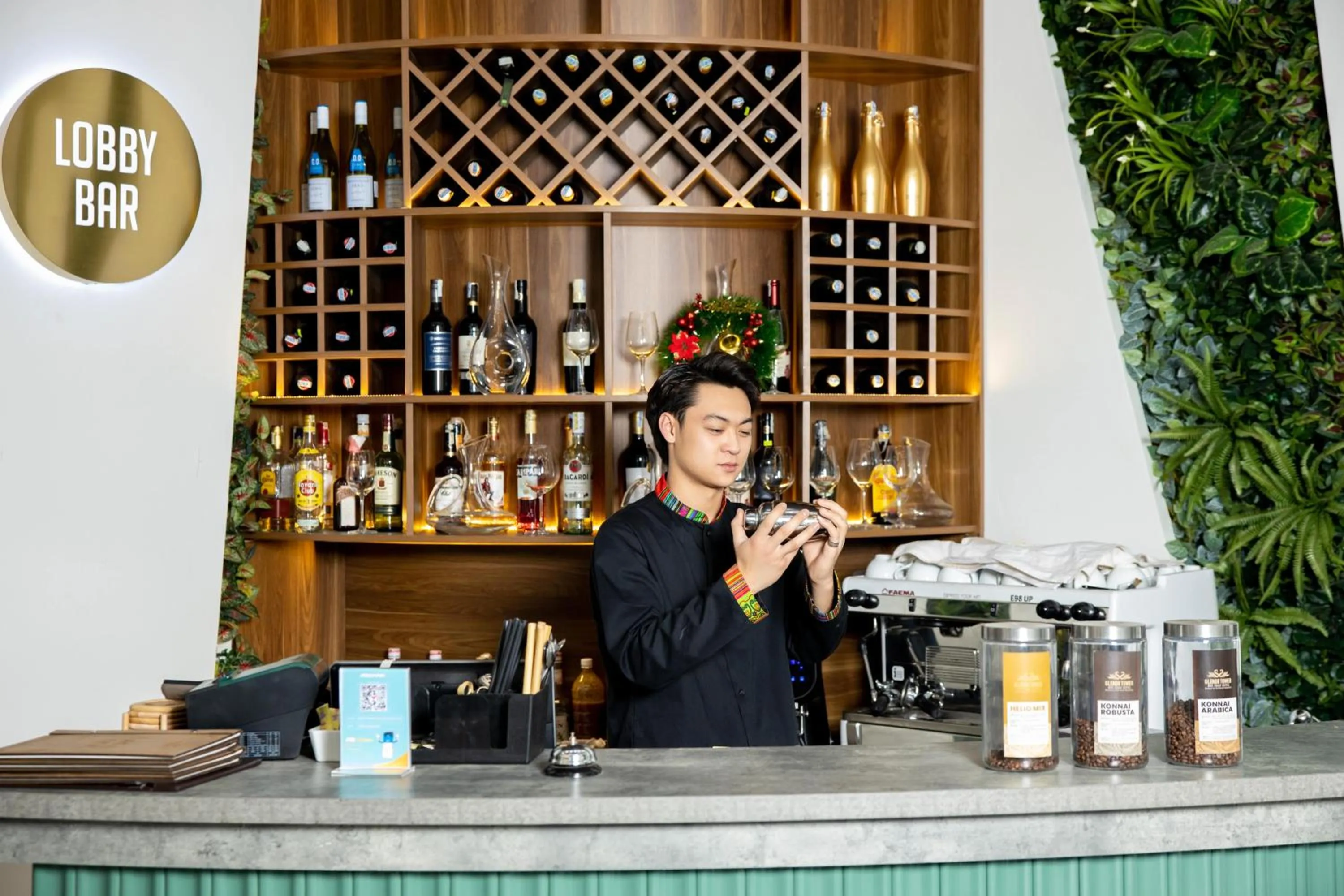 Property building in Glenda Tower Moc Chau Hotel