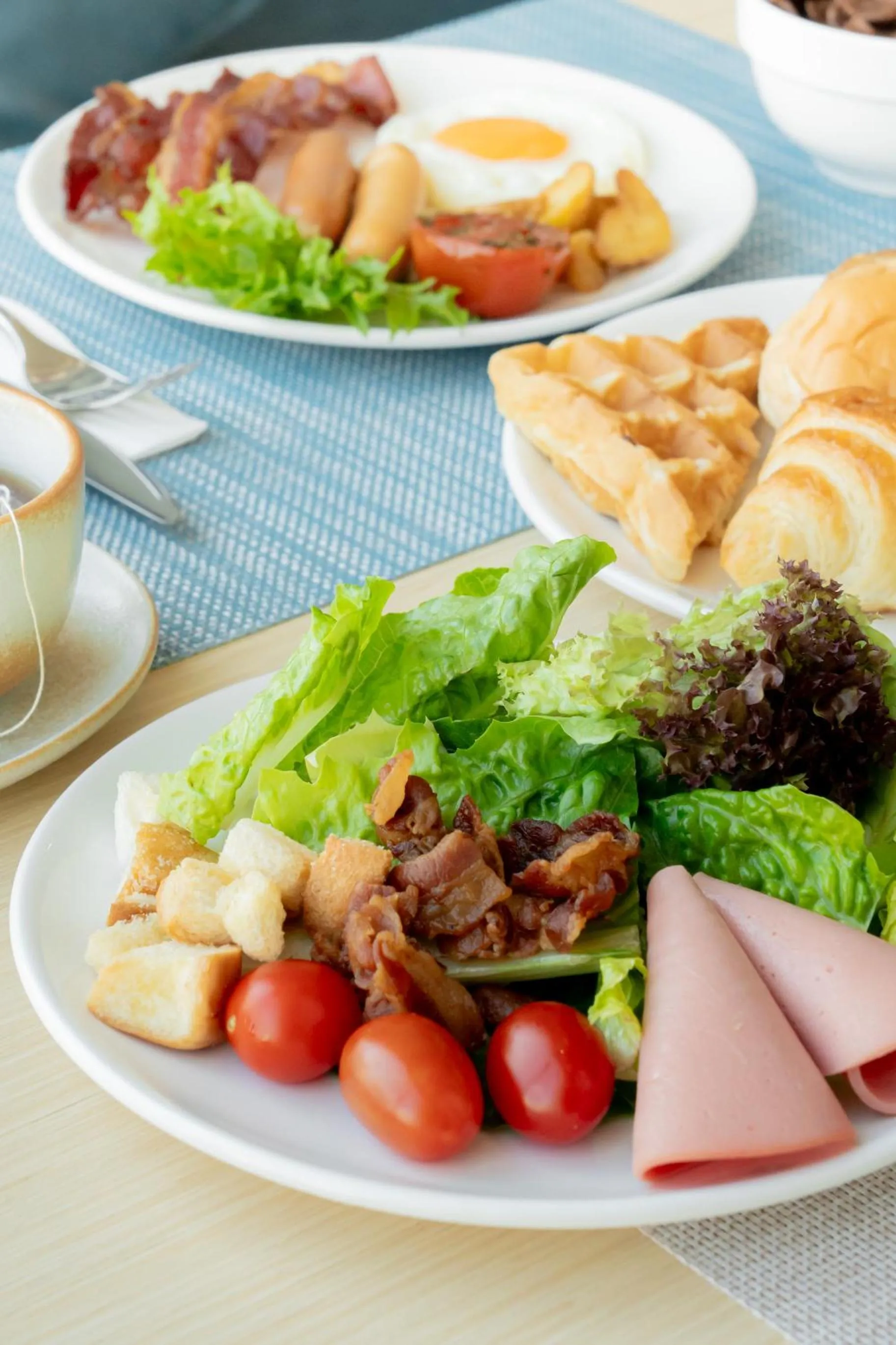 Restaurant/places to eat in Somerset Pattaya