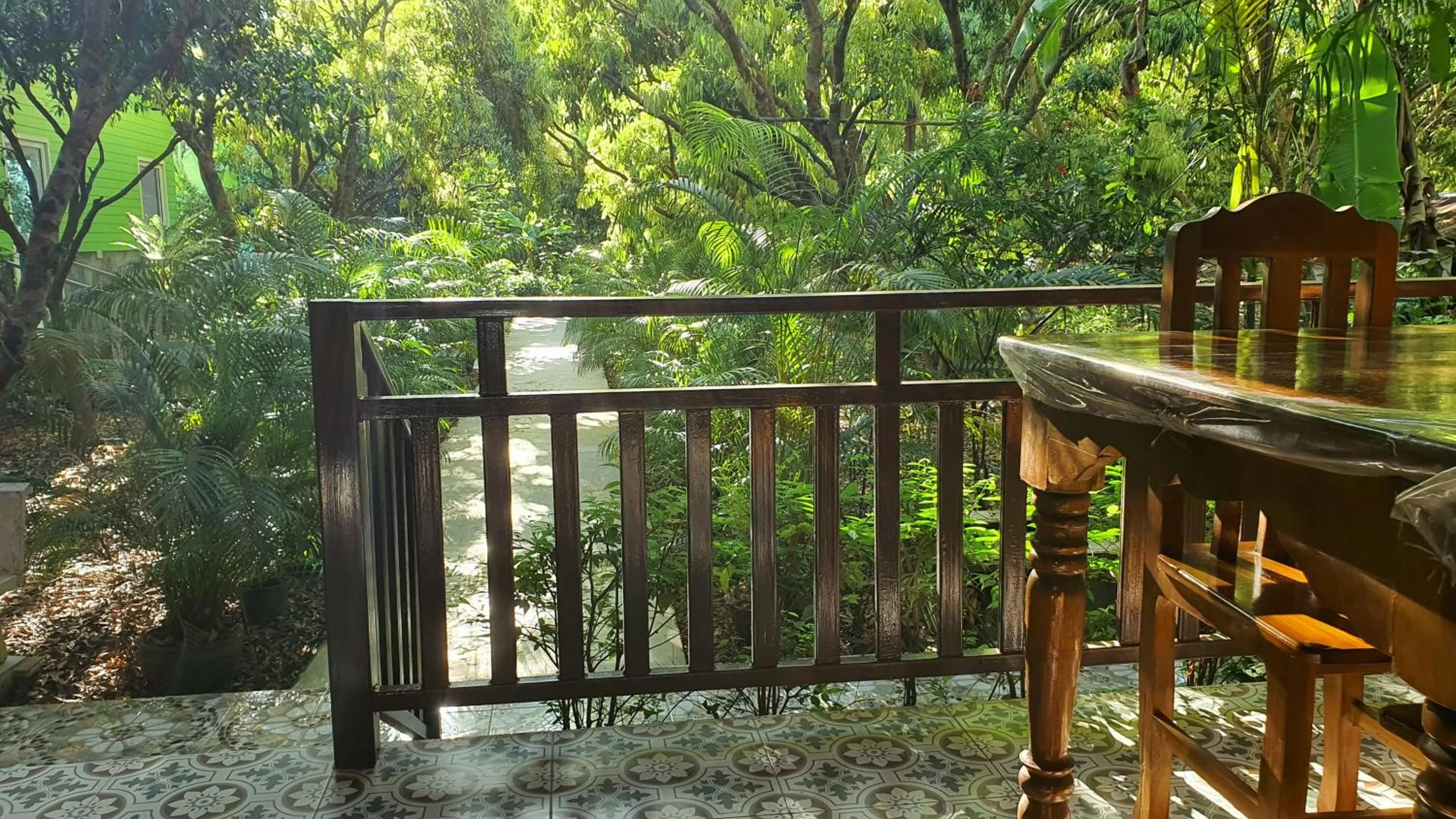 Warakorn Baansuan Amphawa