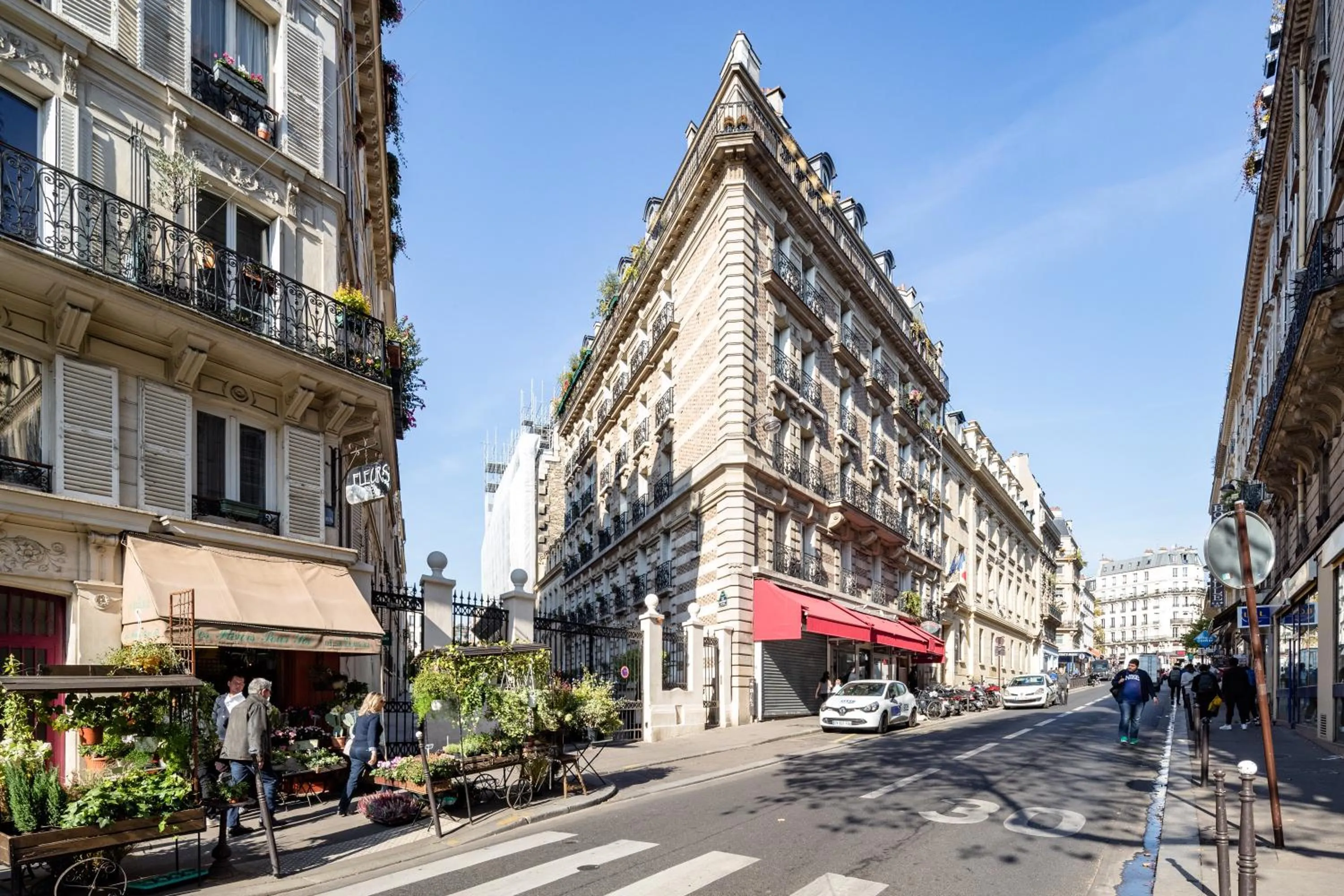 Property building in Sweett - Rue de Lallier