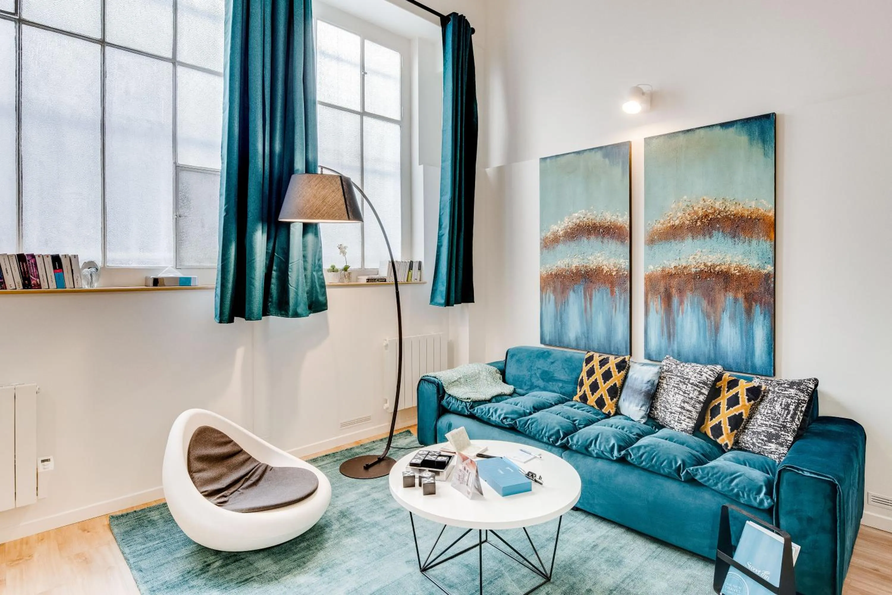 Living room in Sweett - Rue de Lallier