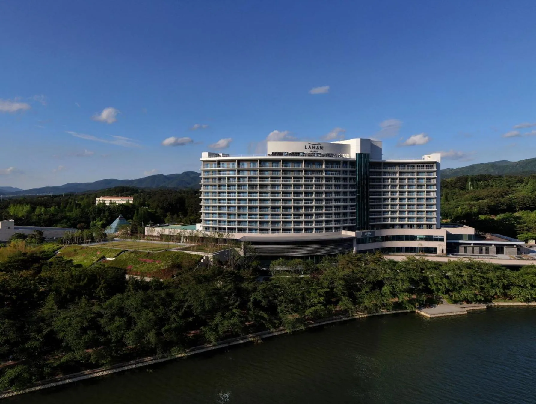 Facade/entrance in Lahan Select Gyeongju