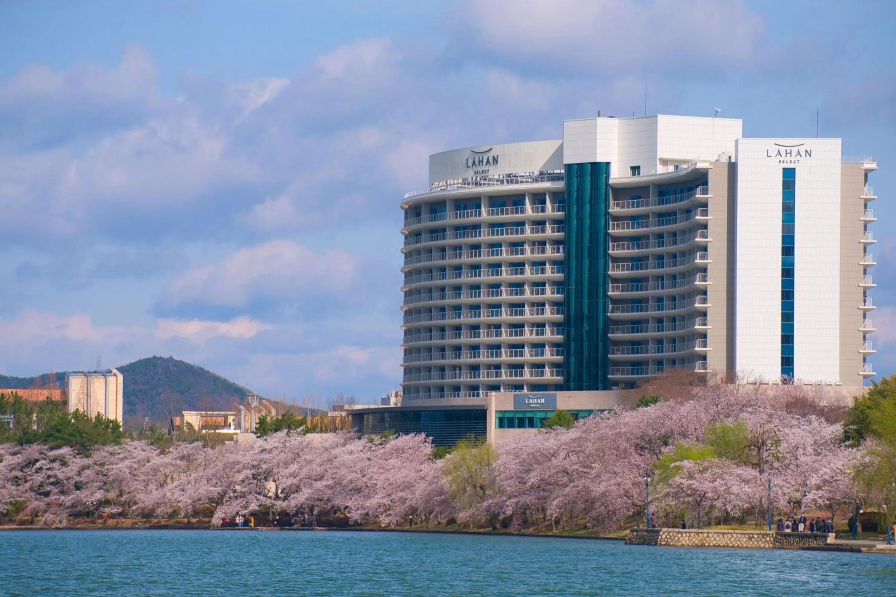 Property building in Lahan Select Gyeongju