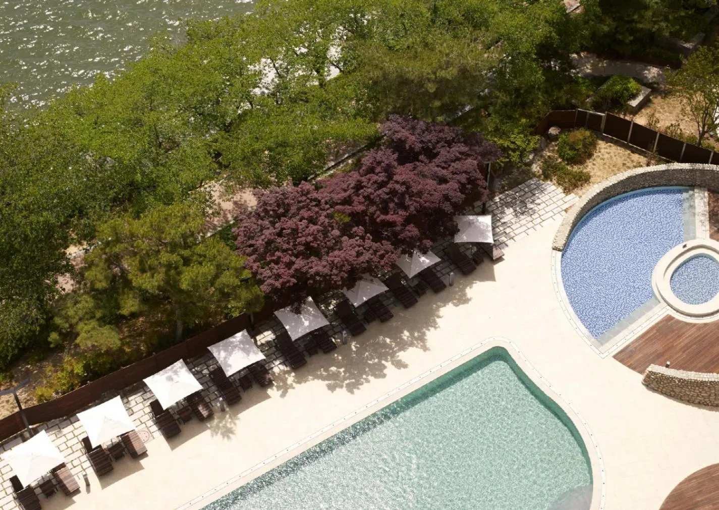 Swimming pool in Lahan Select Gyeongju