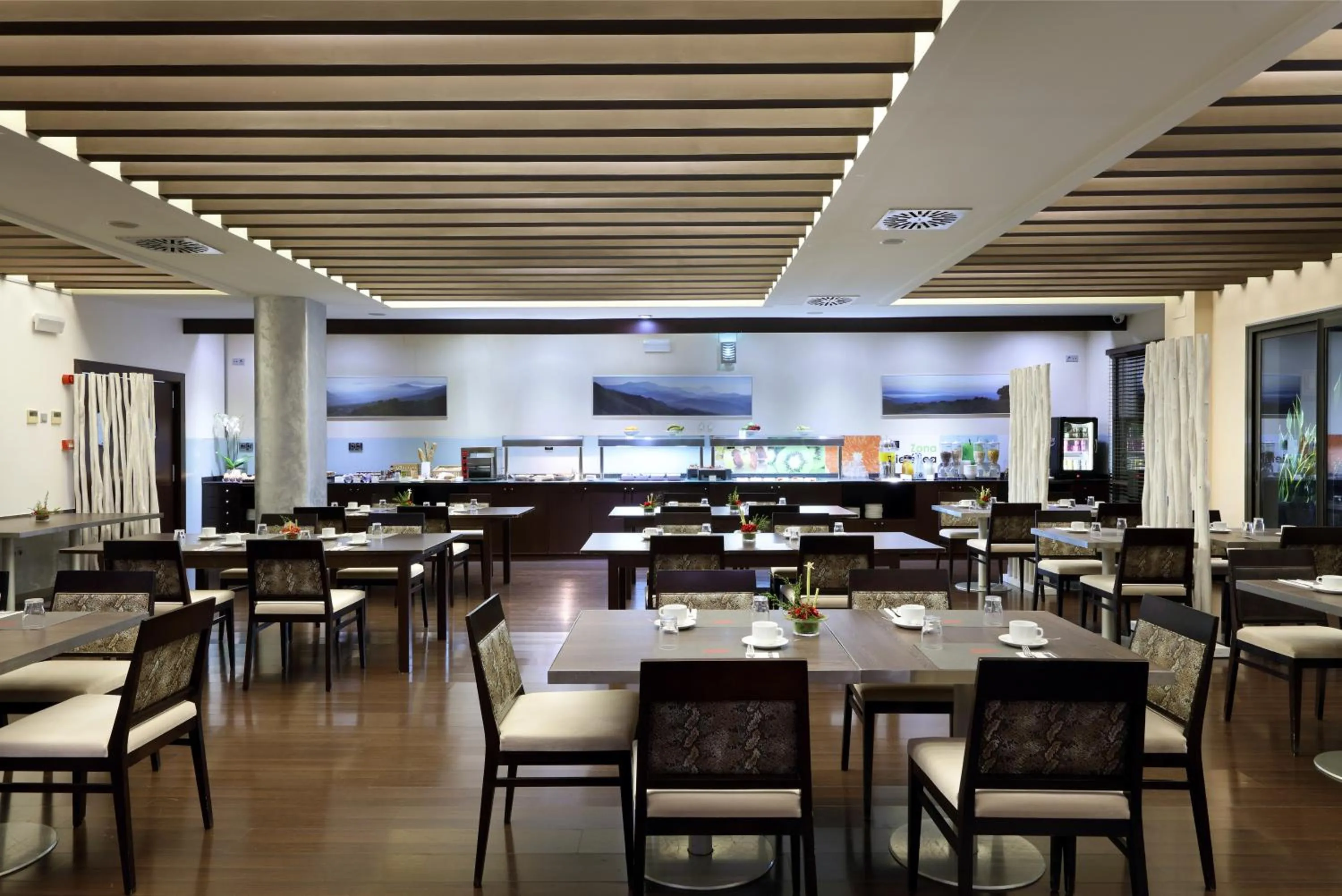 Restaurant/places to eat in Eurostars Centrum Alicante