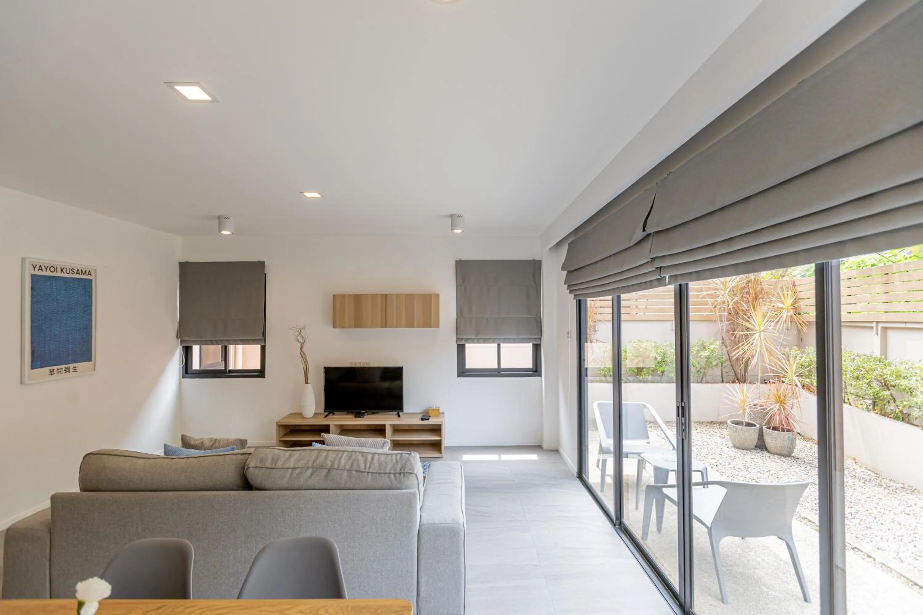 Living room in Studio 365 Serviced Apartments