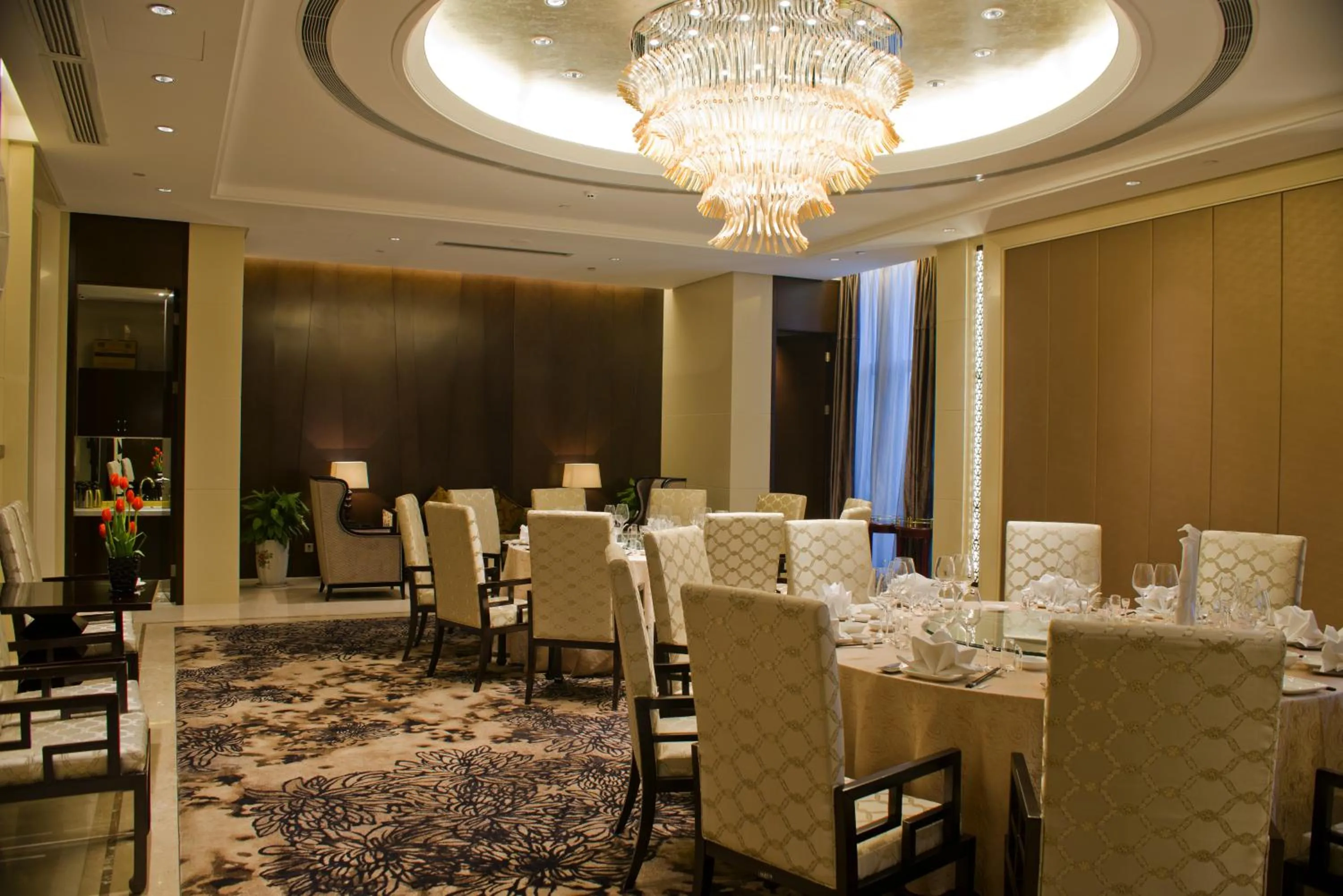 Restaurant/places to eat in Yangzhong Firth Jinling Grand Hotel