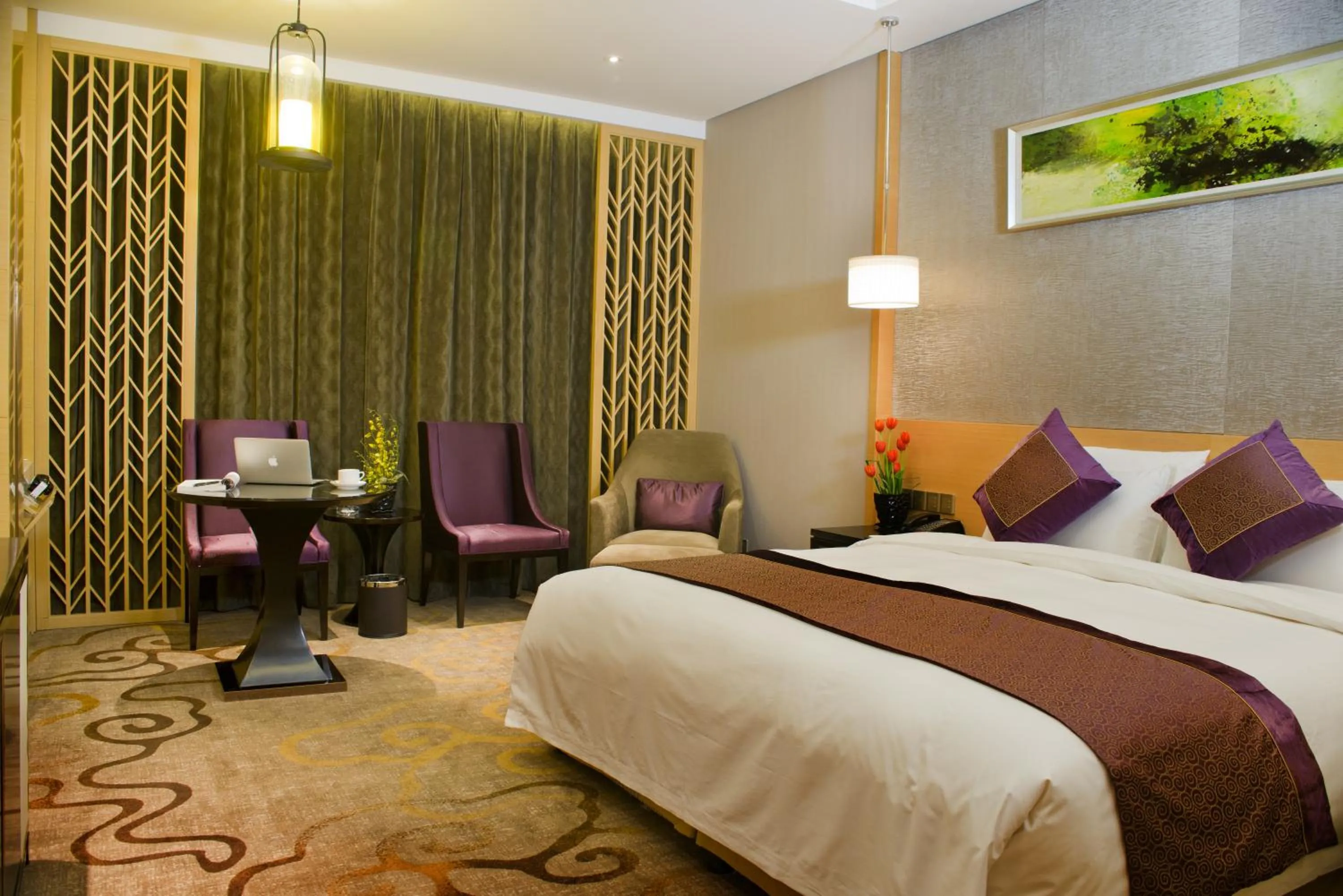 Photo of the whole room, Bed in Yangzhong Firth Jinling Grand Hotel