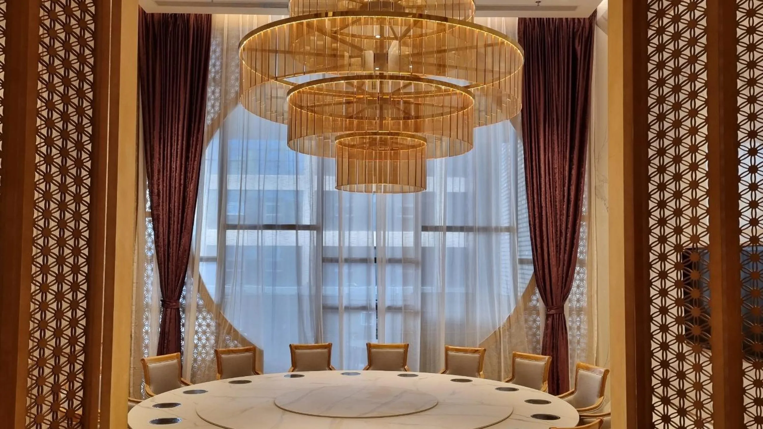 Restaurant/places to eat in Won Majestic Hotel Cambodia