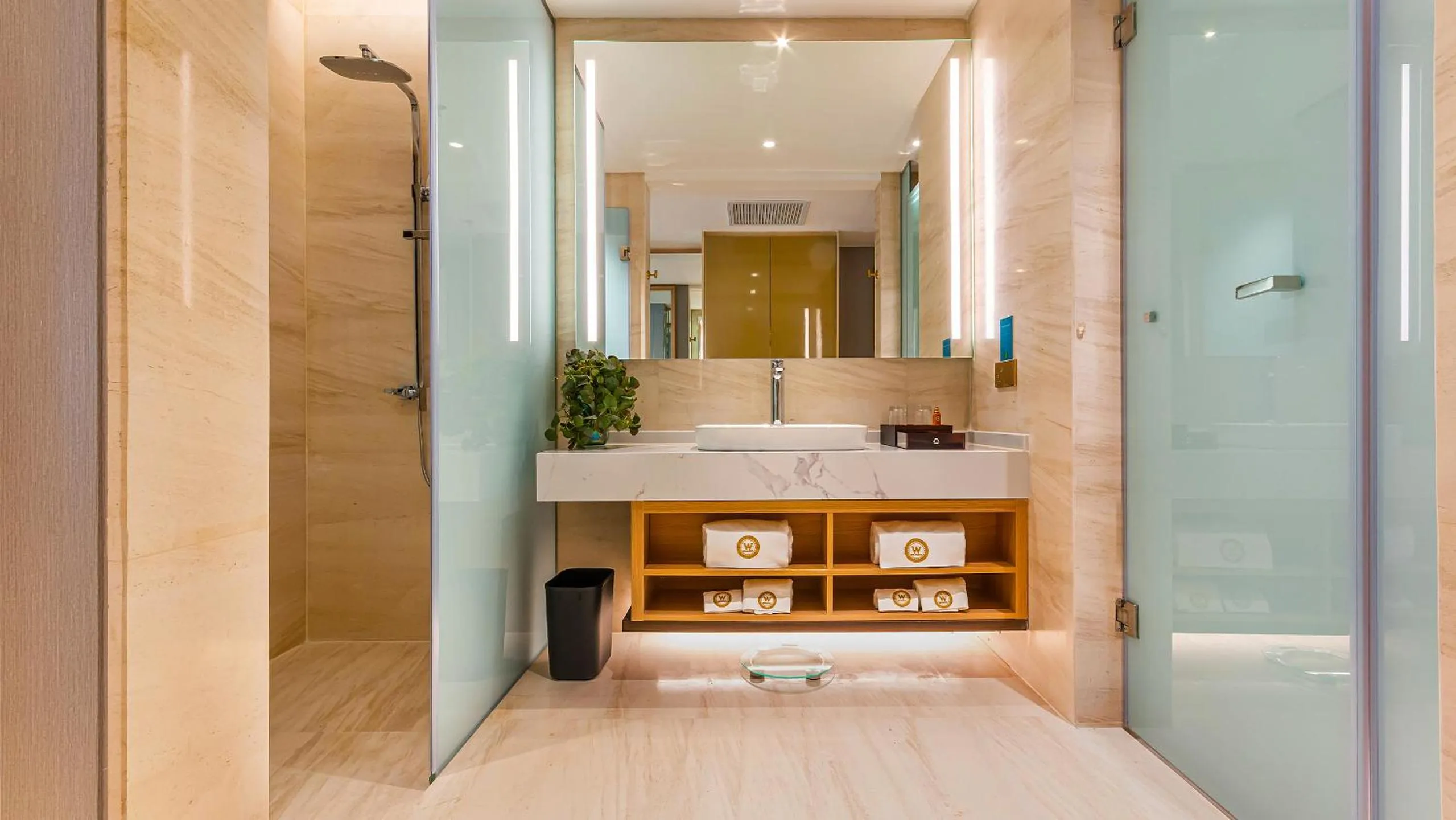 Toilet in Won Majestic Hotel Cambodia