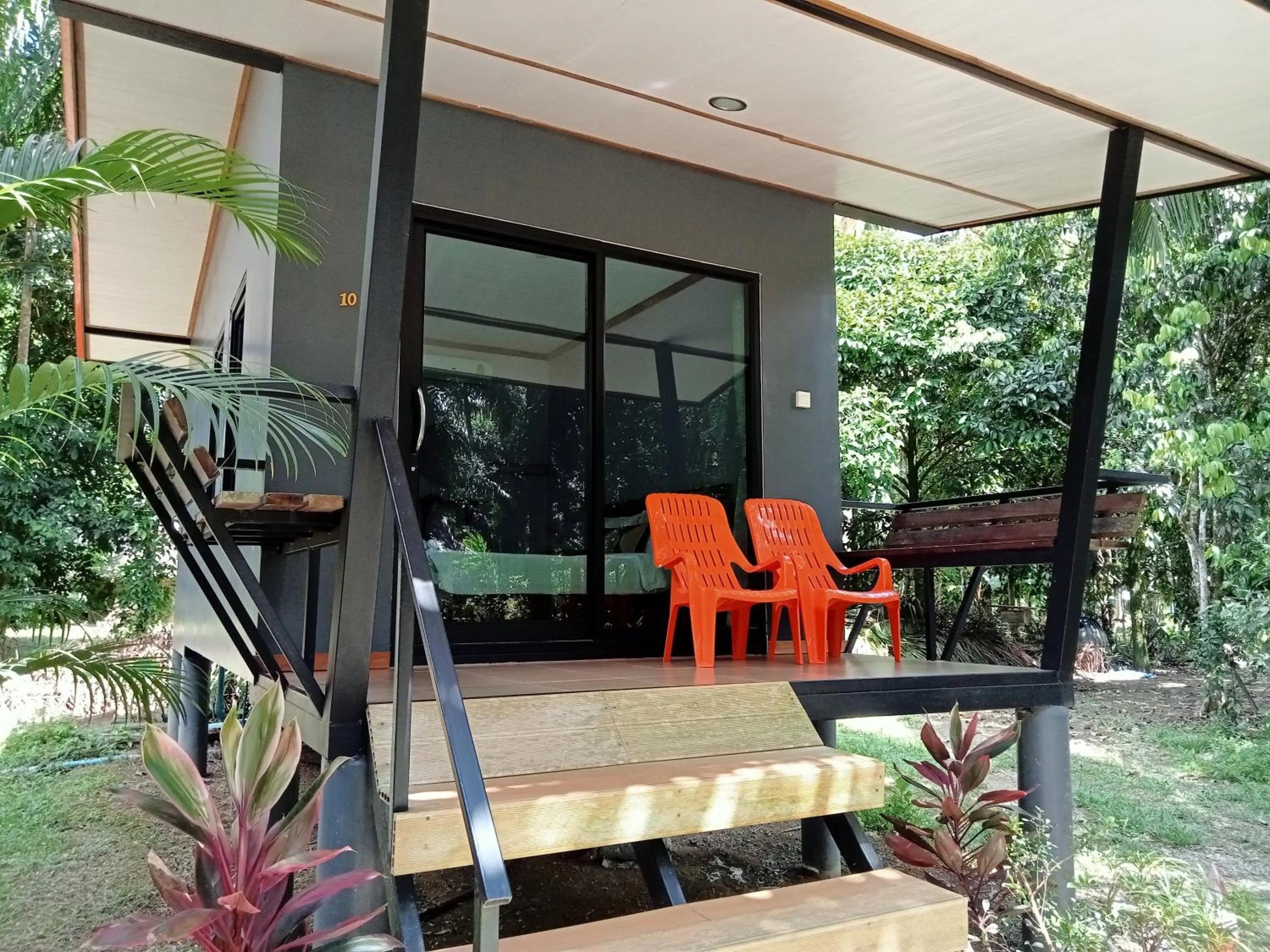 Khao Sok Palm Garden Resort