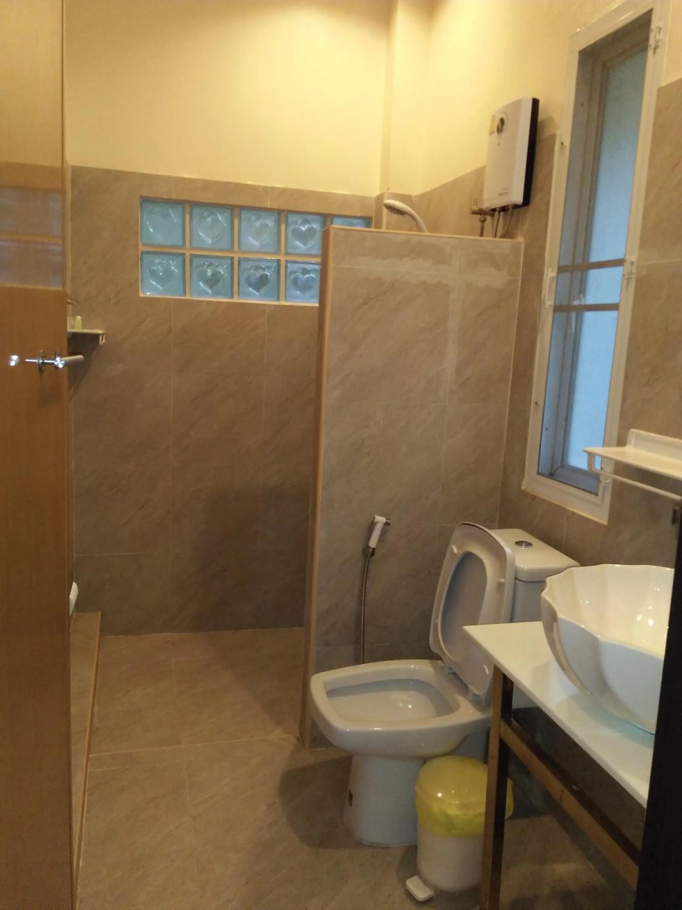 Bathroom in Khao Sok Palm Garden Resort