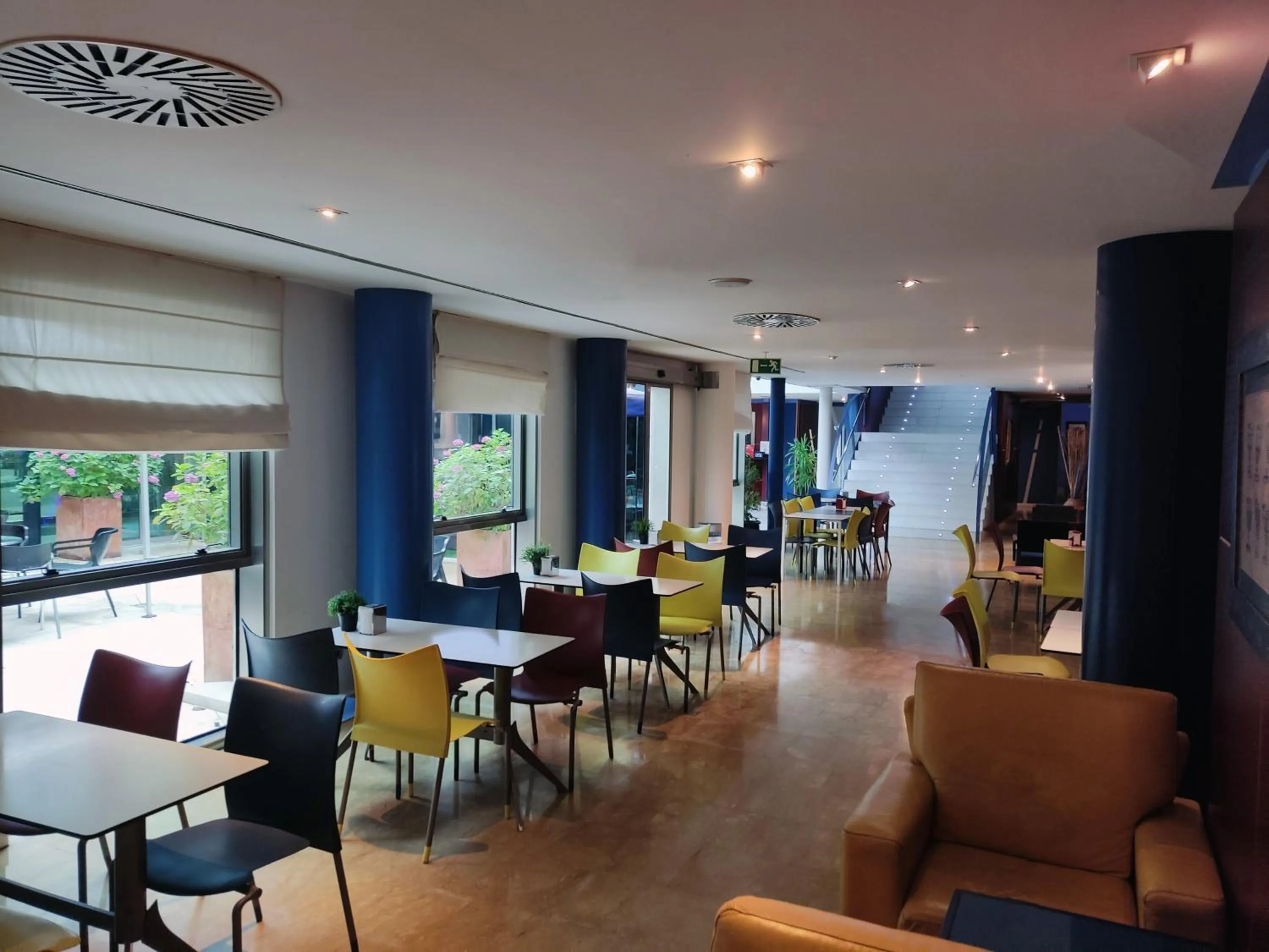 Lounge or bar in Hotel Torresport