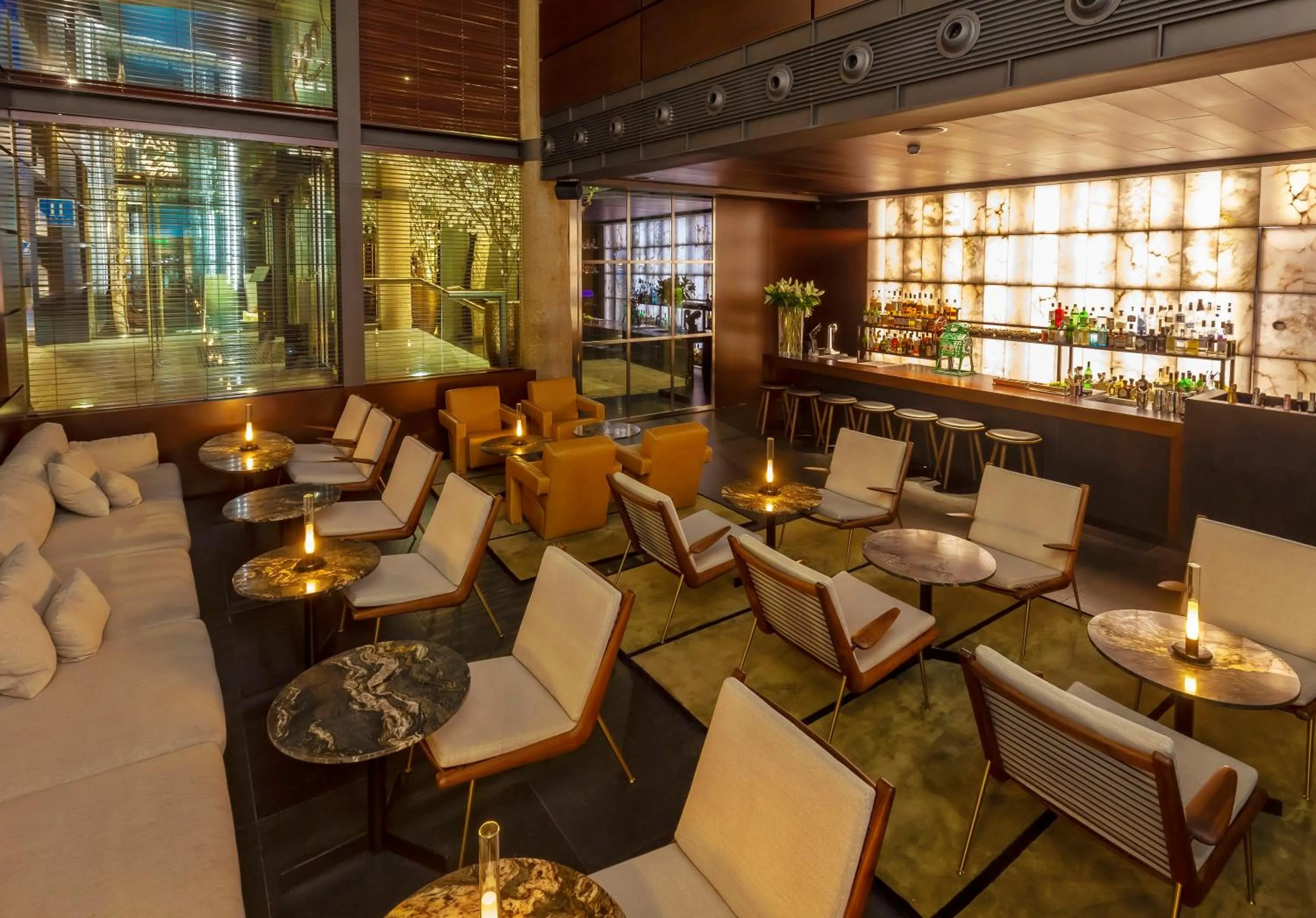 Lounge or bar in Hotel Urban, a Small Luxury Hotel of the World
