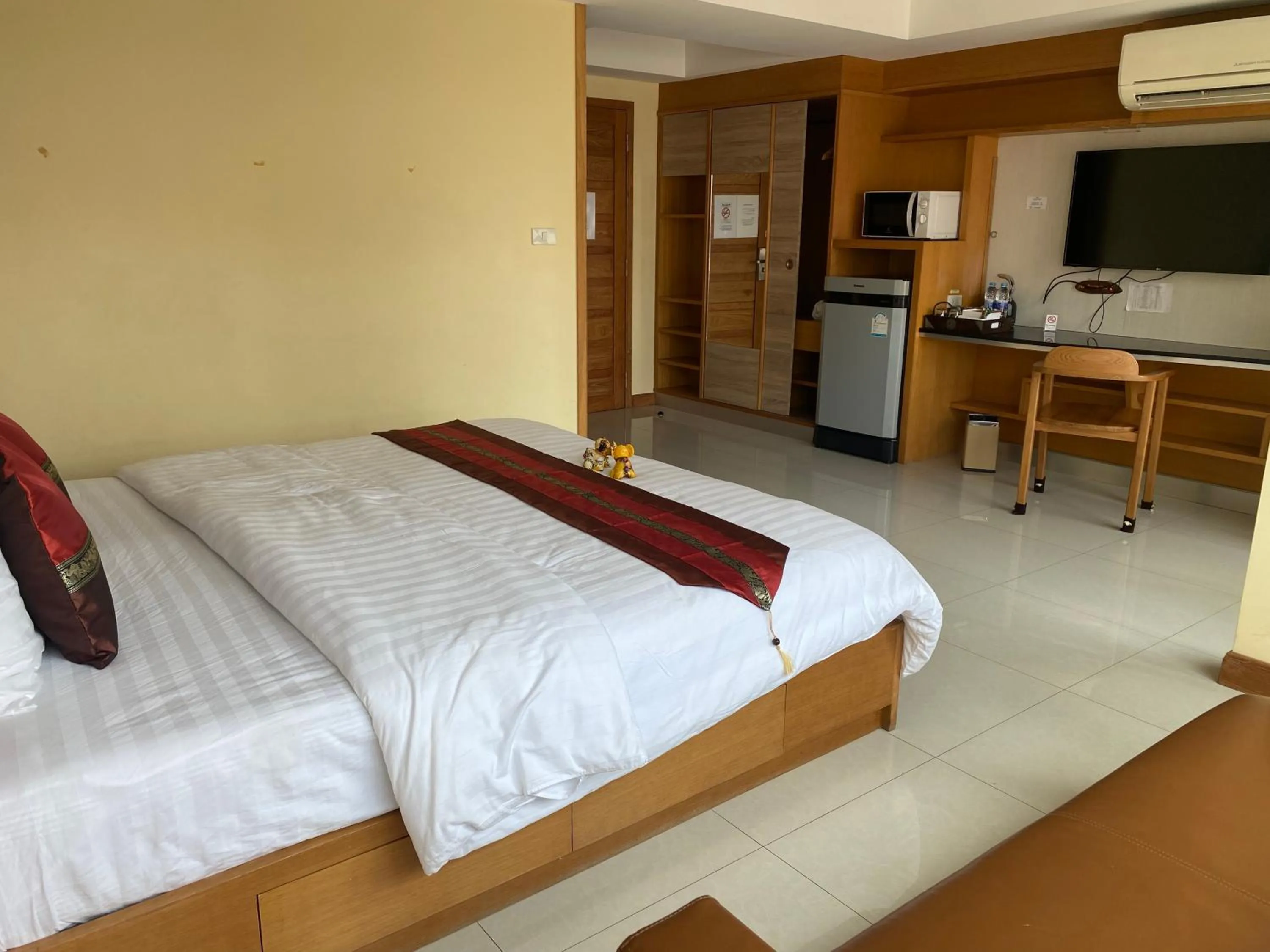 Bed in L18 residence แอลสิบแปด เรสซิเดนซ์