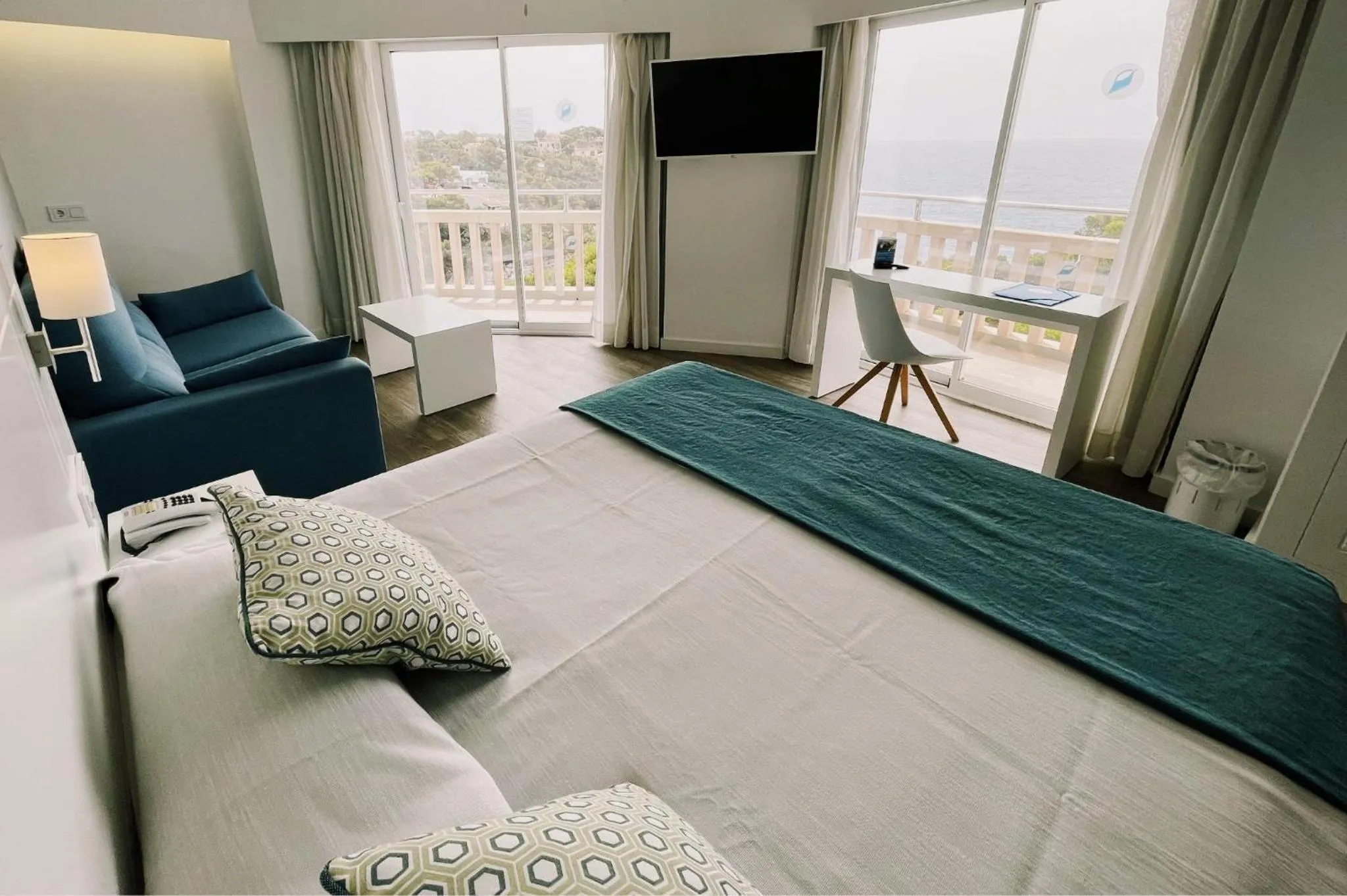 Bedroom, Bed in Hotel Pinos Playa