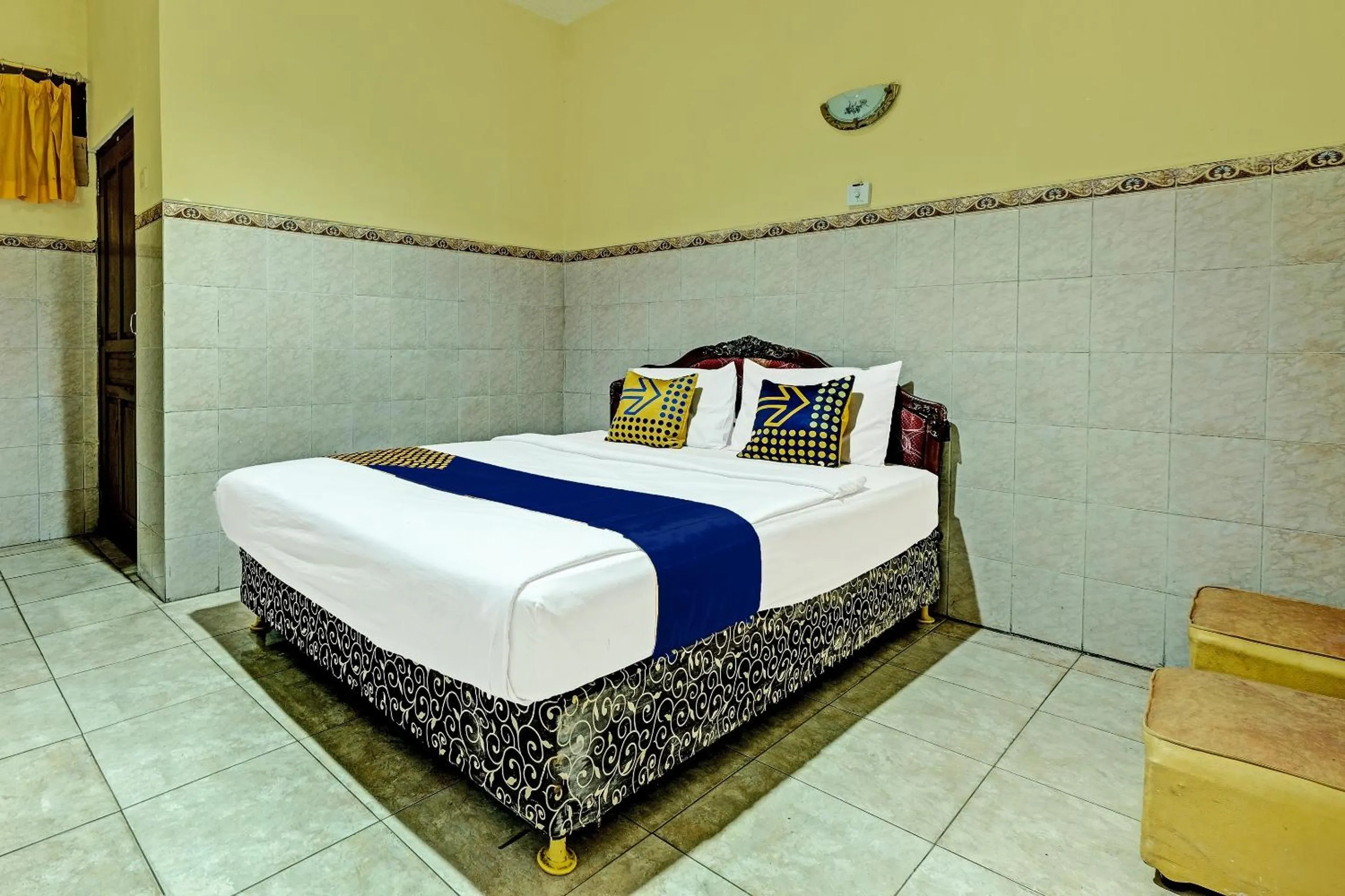Bedroom, Bed in OYO Life 91677 Hotel Citra Dewi 3