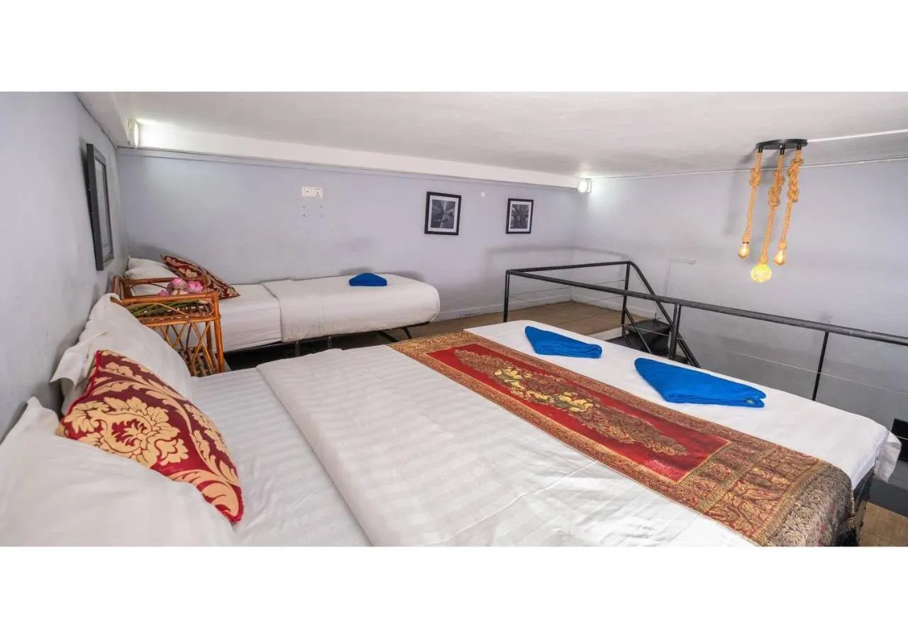 Bedroom, Bed in The Artist Residence