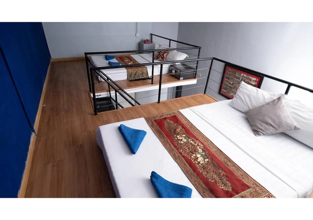 Bedroom, Bed in The Artist Residence