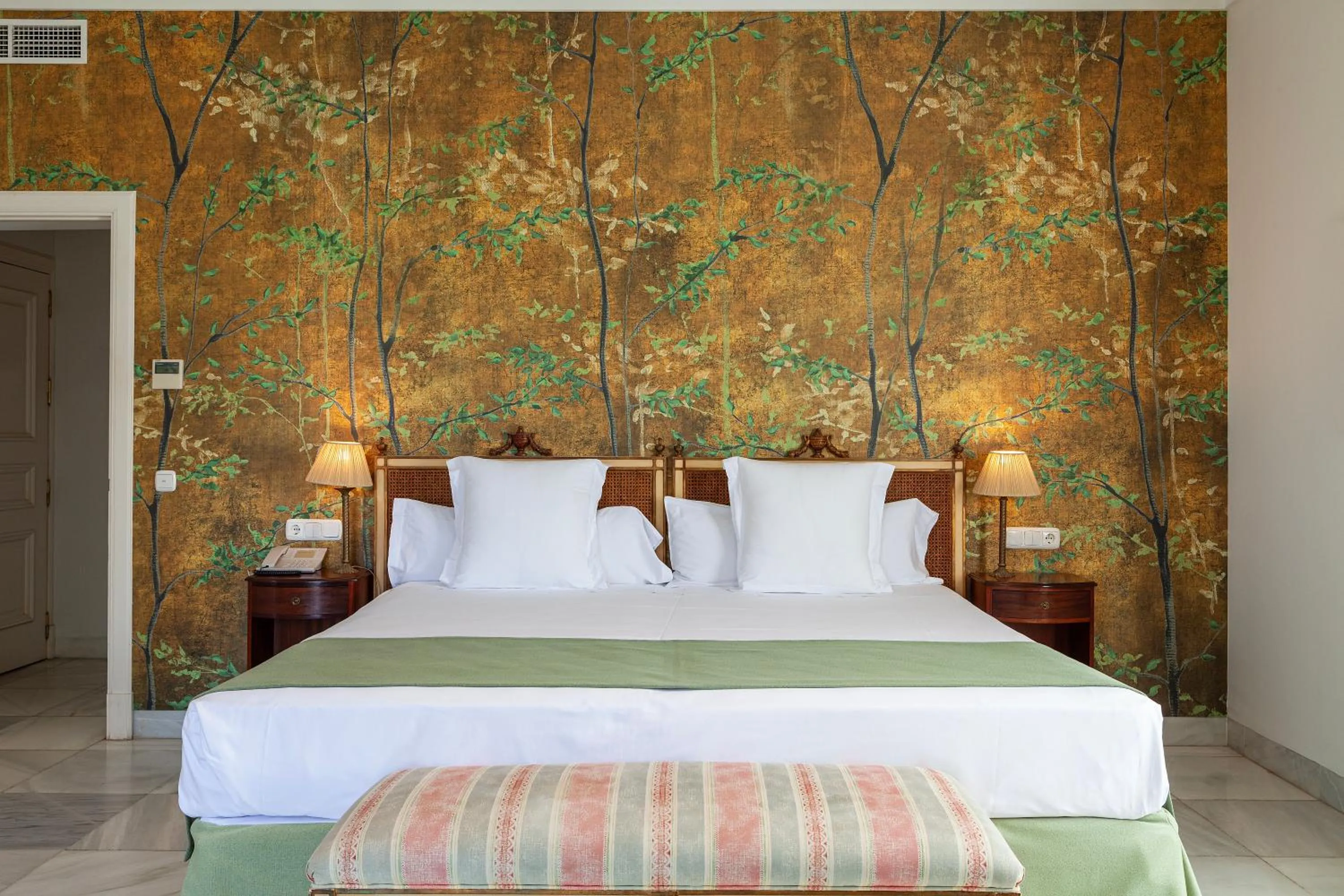 Bedroom, Bed in Villa Jerez