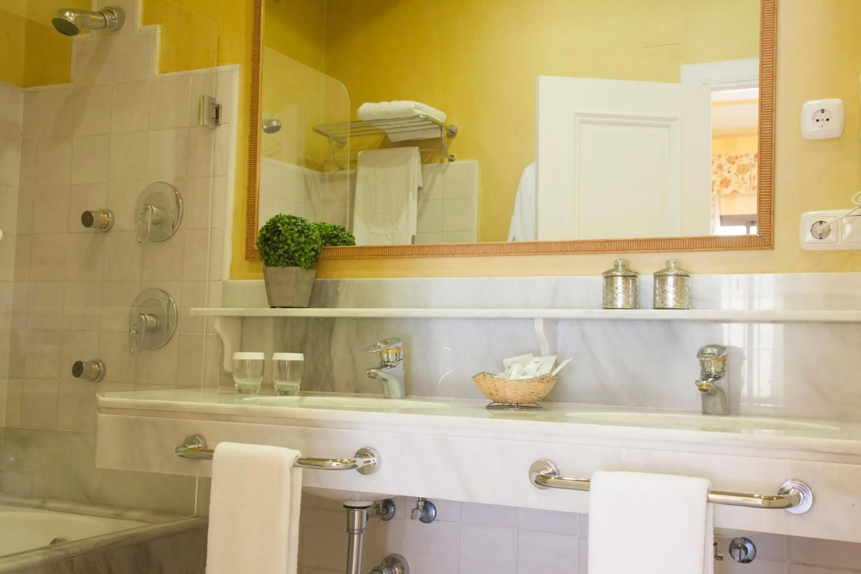 Bathroom in Villa Jerez