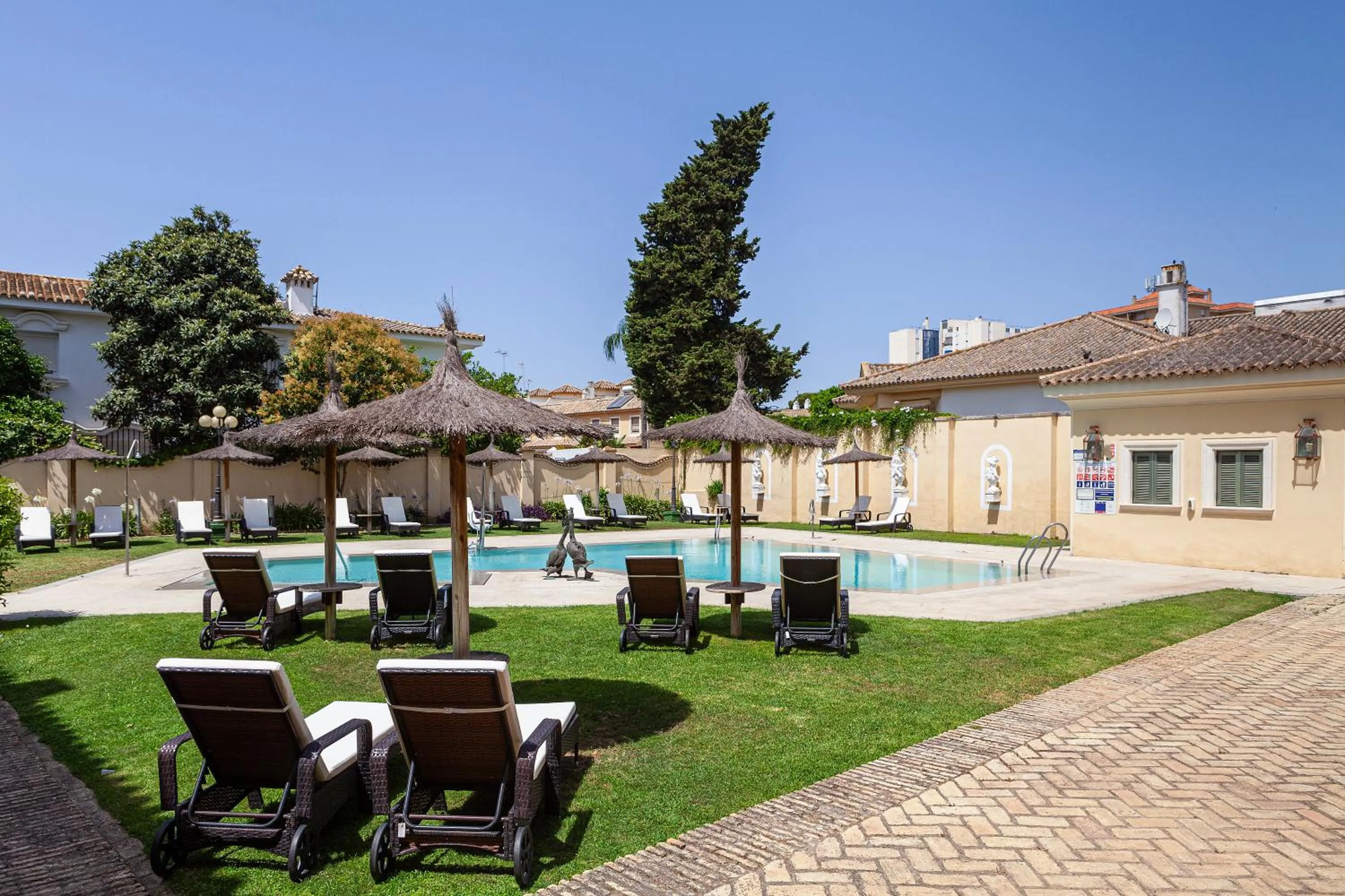 Swimming pool in Villa Jerez