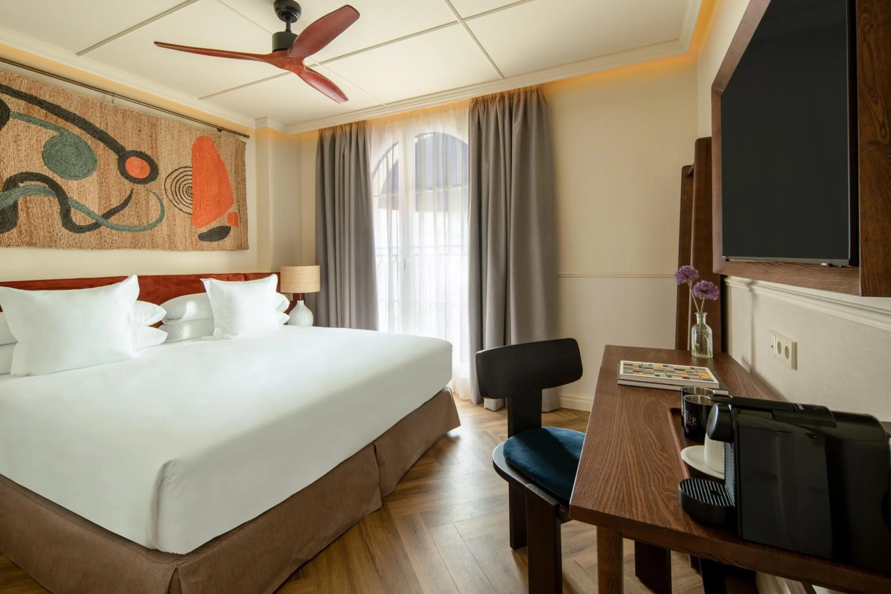 Photo of the whole room, Bed in Only YOU Hotel Sevilla