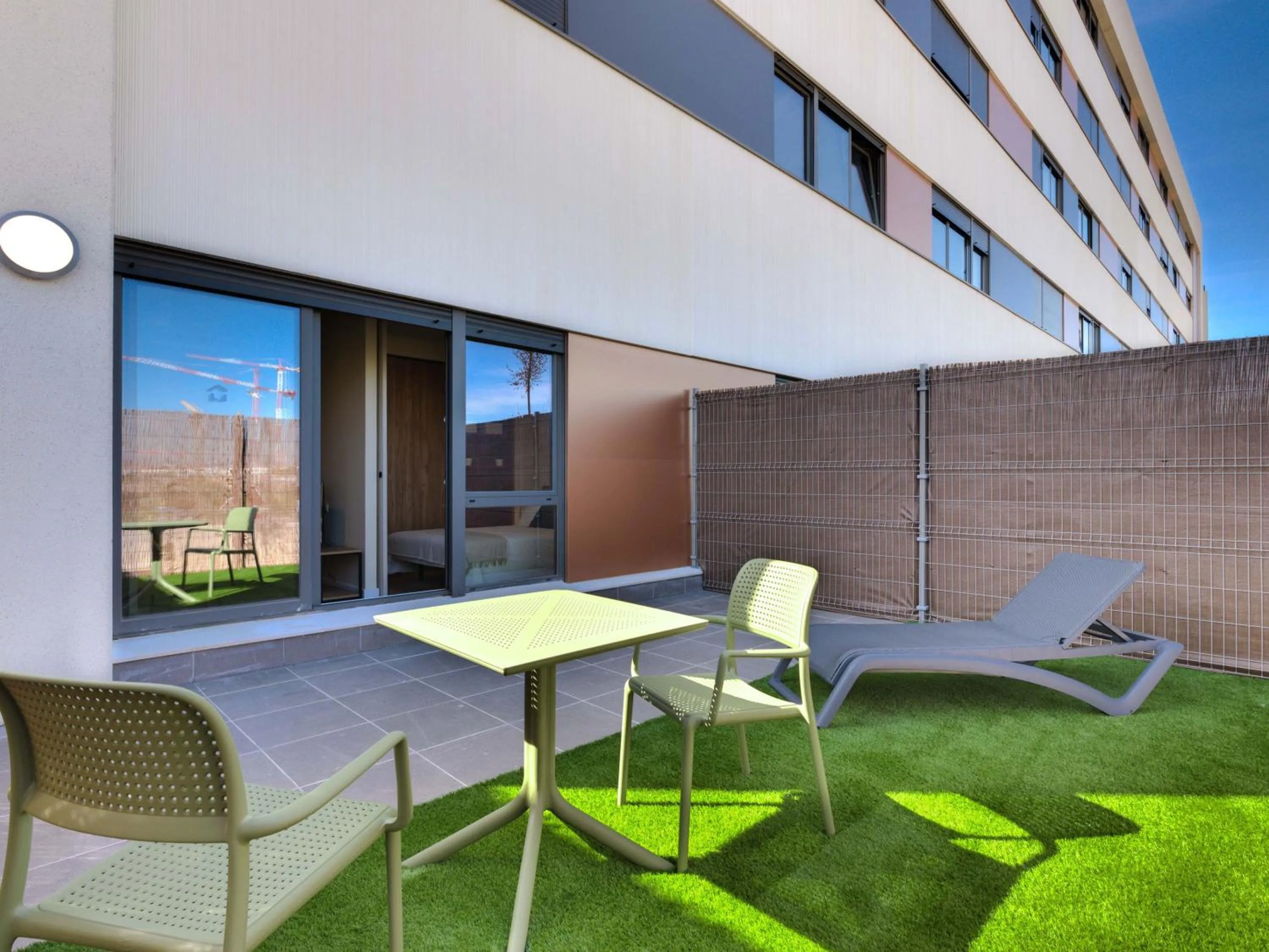 Property building in Livensa Living Studios Madrid Alcobendas
