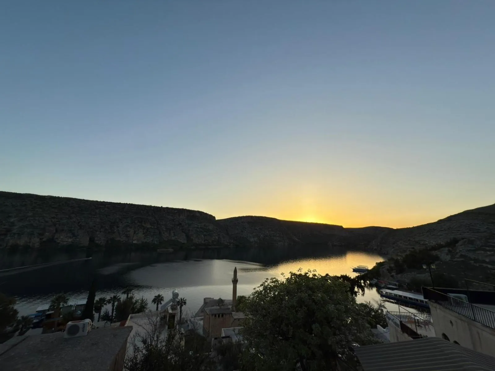 Sunset in CEVHER KONAĞI