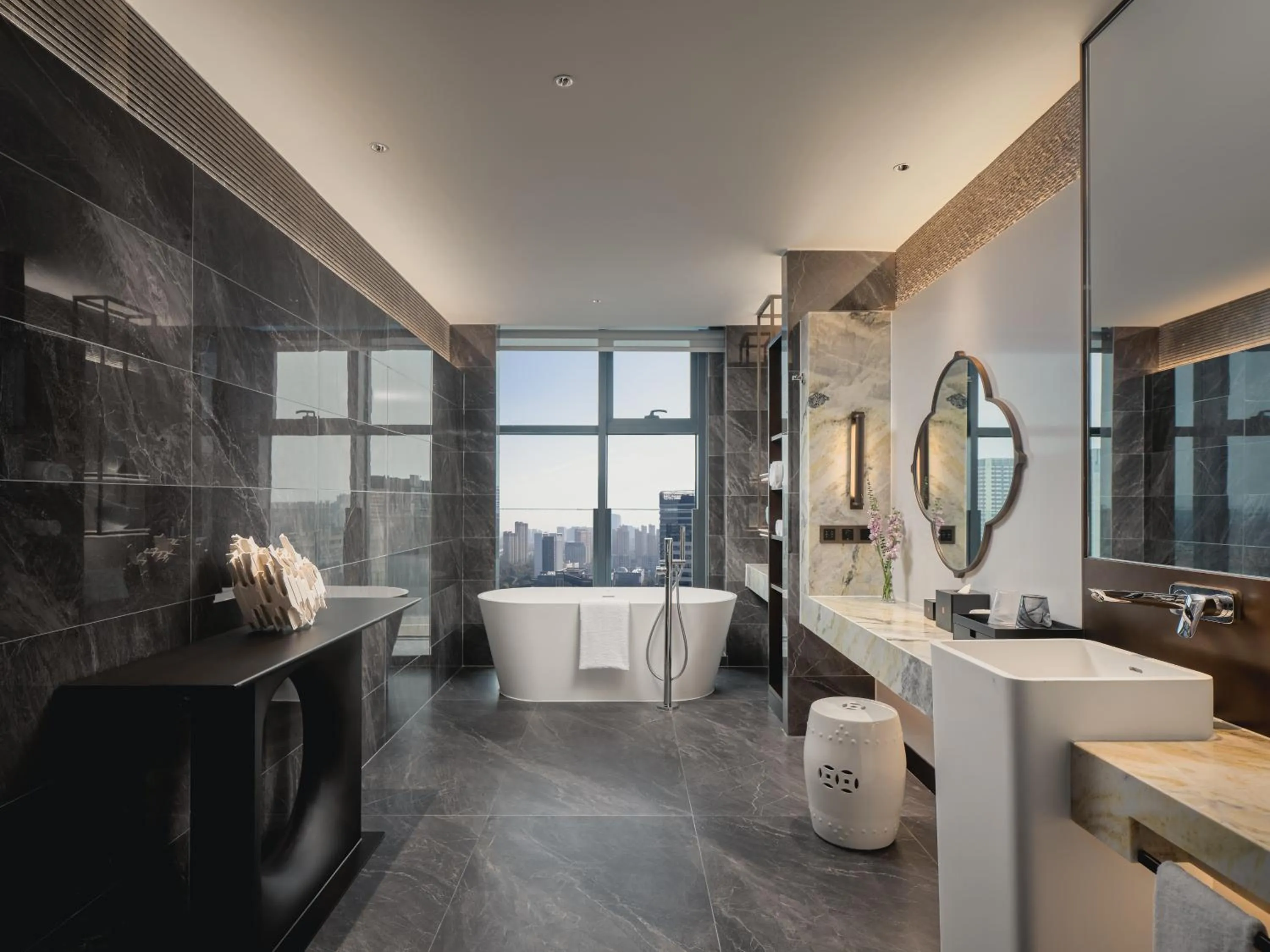 Bathroom in HUALUXE Kunshan Huaqiao, an IHG Hotel