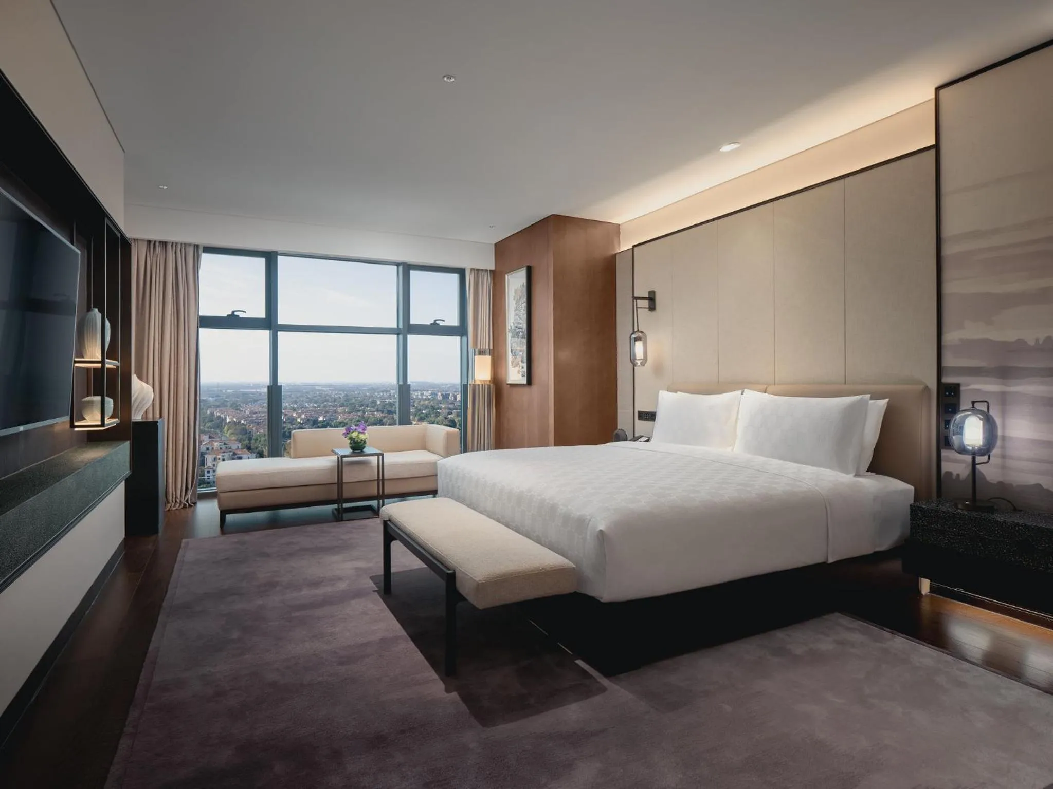 Photo of the whole room in HUALUXE Kunshan Huaqiao, an IHG Hotel