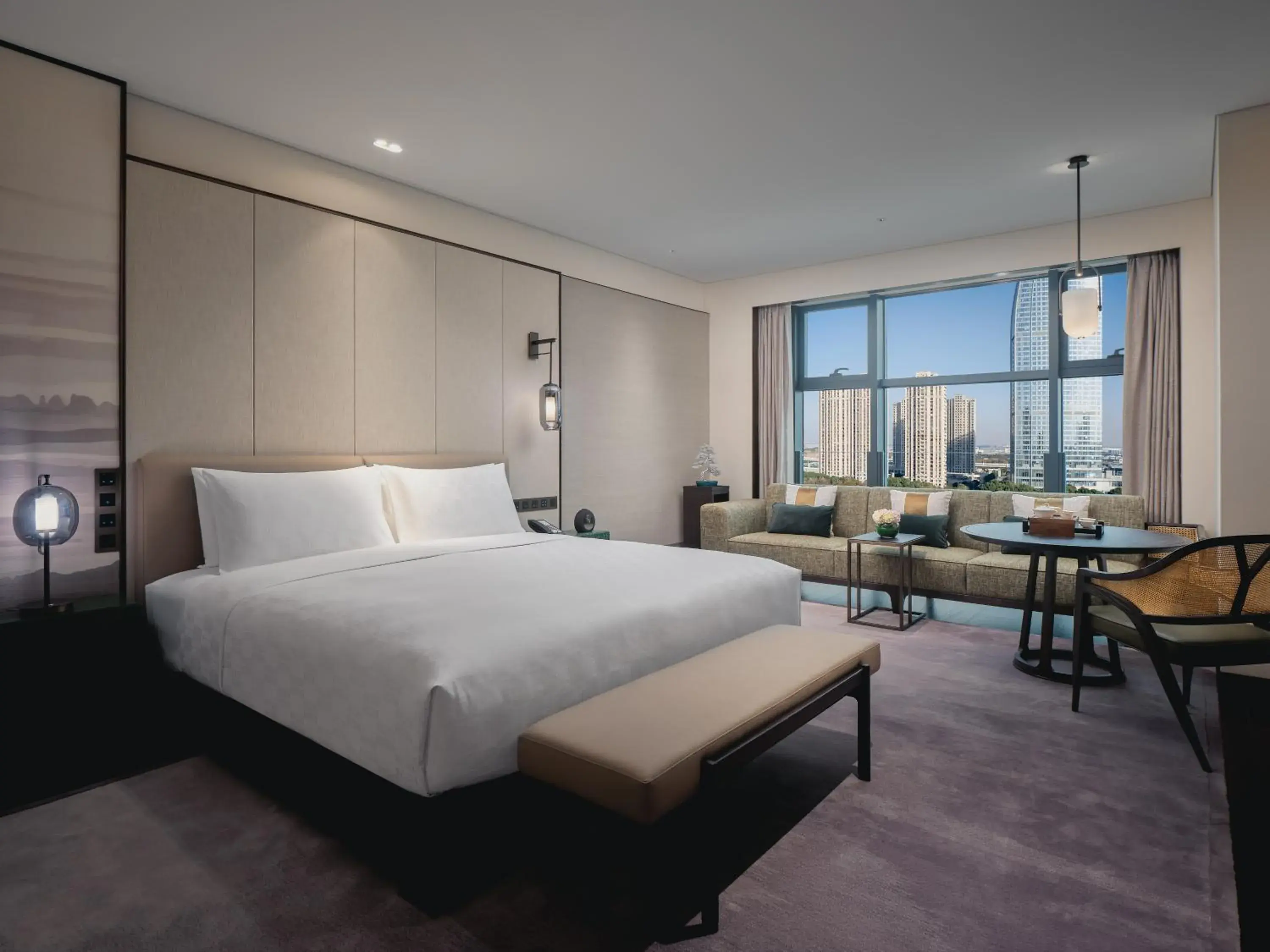 Premium King Room - Lounge Access in HUALUXE Kunshan Huaqiao, an IHG Hotel Premium King Room - Lounge Access in HUALUXE Kunshan Huaqiao, an IHG Hotel