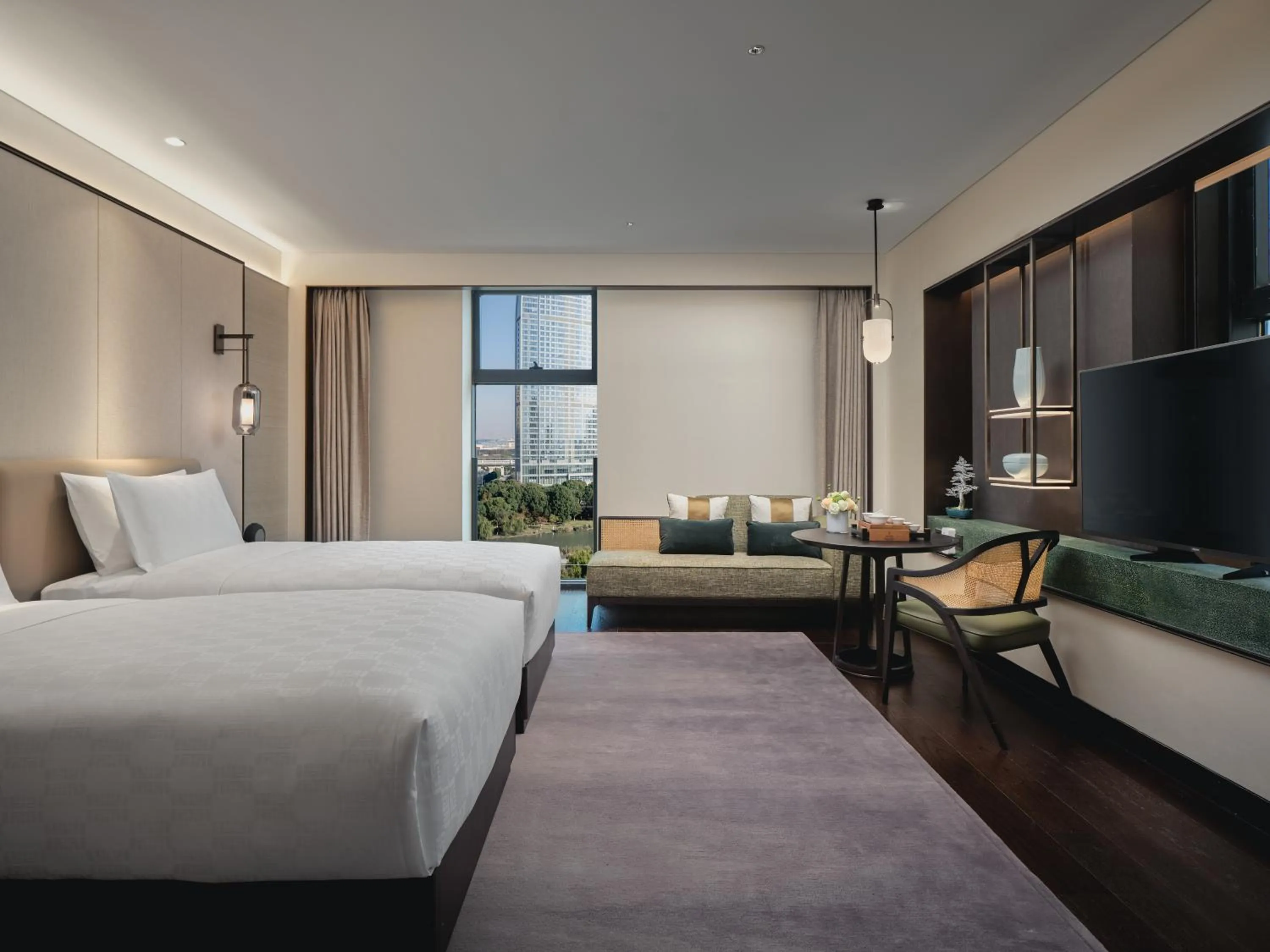 Bedroom in HUALUXE Kunshan Huaqiao, an IHG Hotel