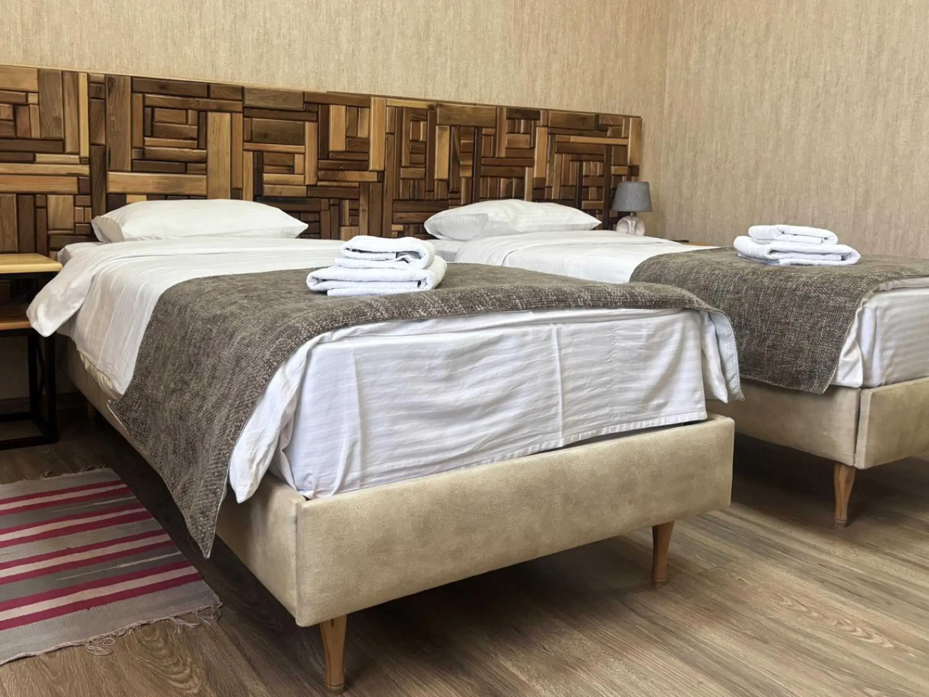 Superior Twin Room with City View - single occupancy in 21 Rooms Hotel Superior Twin Room with City View - single occupancy in 21 Rooms Hotel