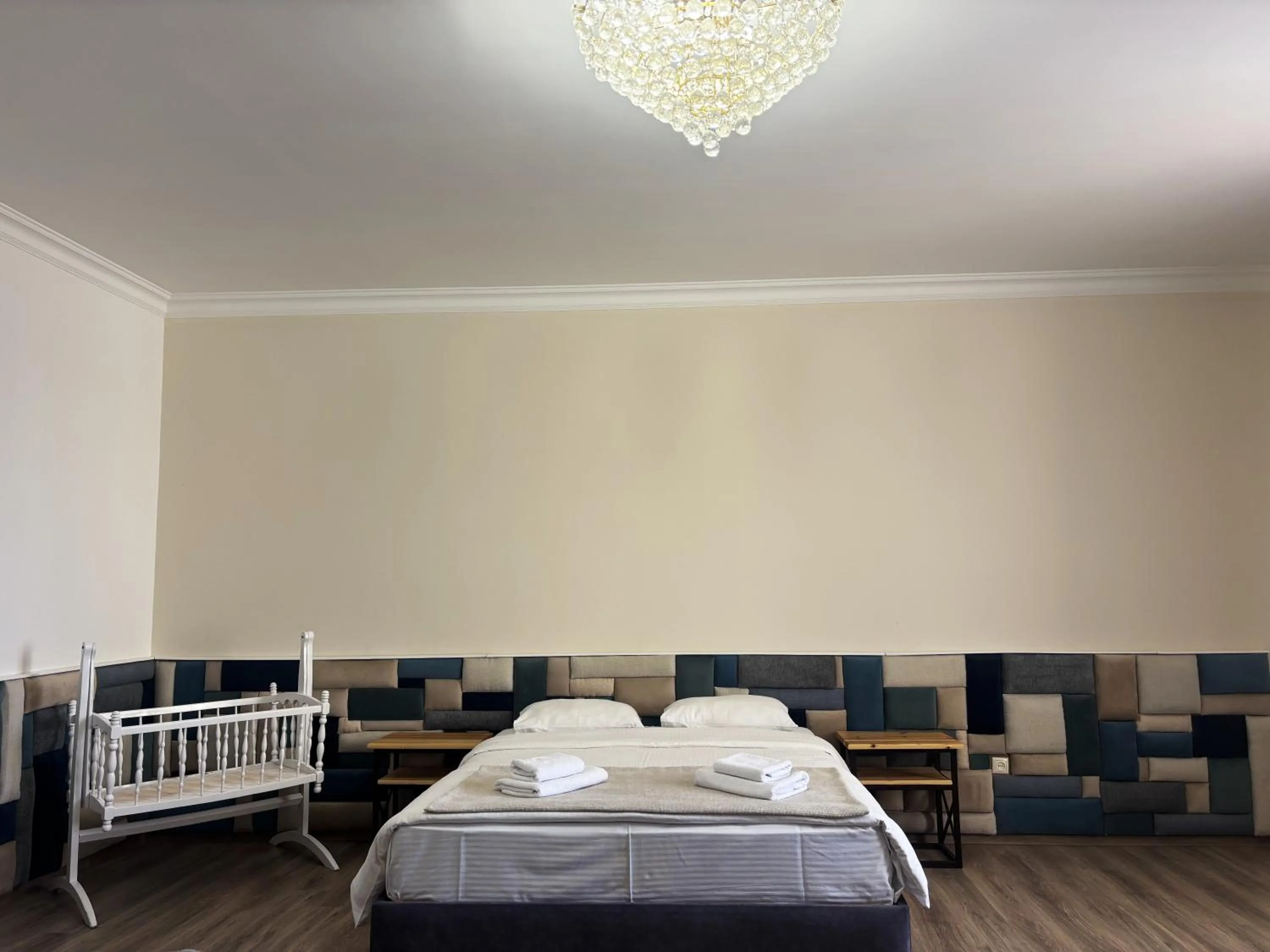 Bed in 21 Rooms Hotel