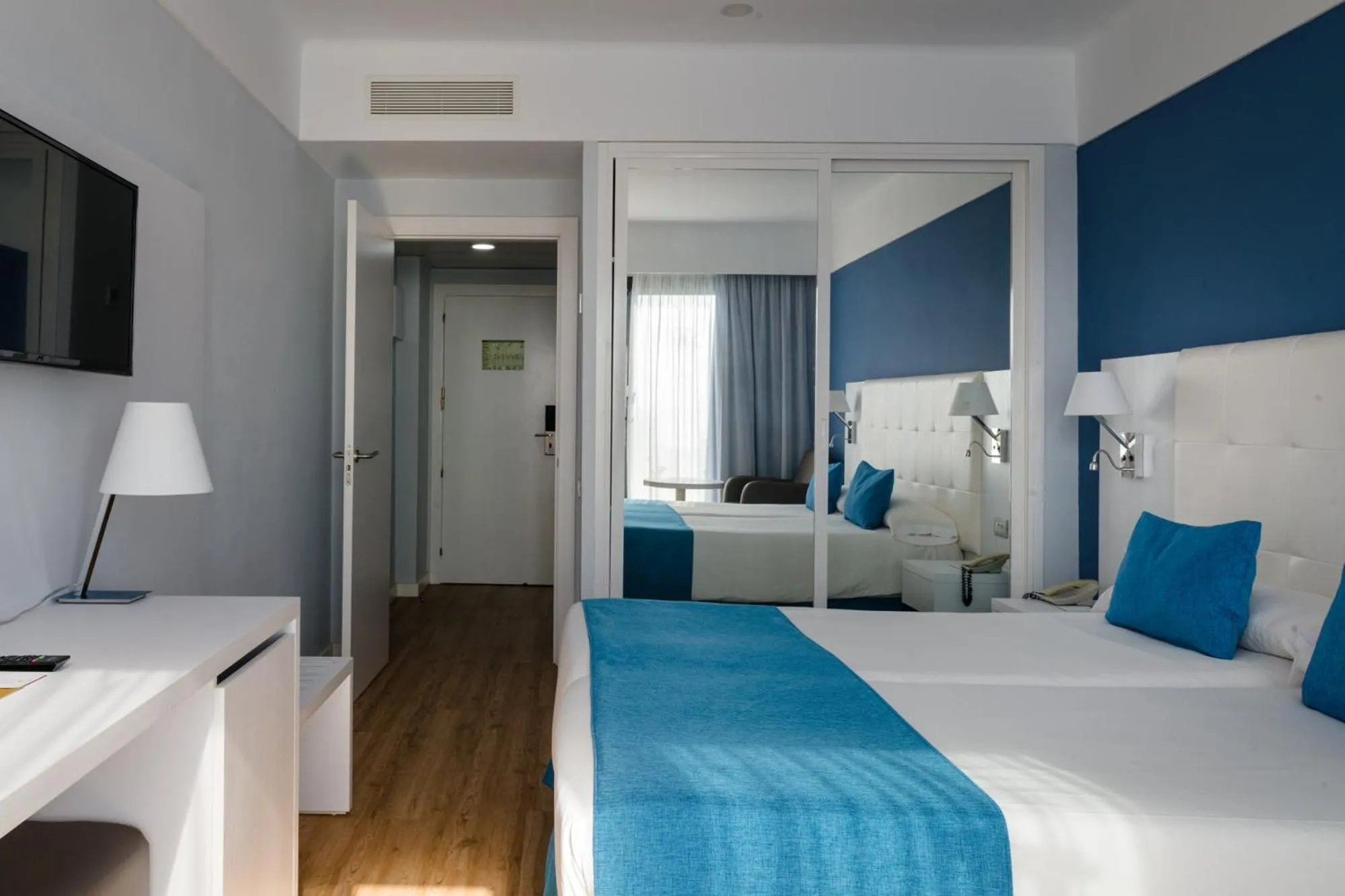 Bedroom, Bed in Alexandre Grand Teguise Playa