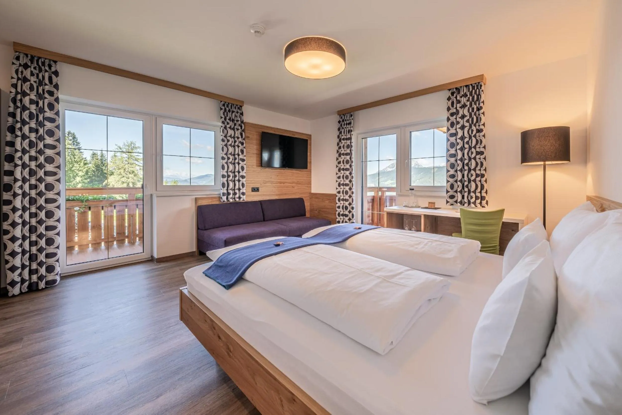 Photo of the whole room, Bed in Hotel Winterer