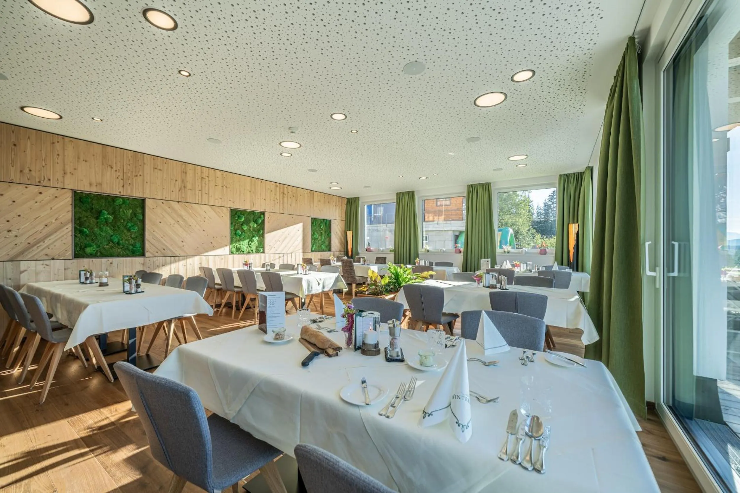 Restaurant/places to eat in Hotel Winterer
