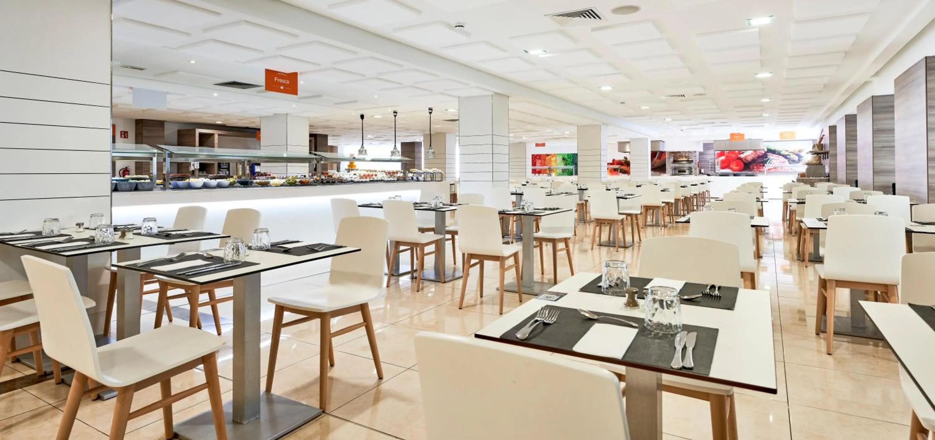 Restaurant/places to eat in Globales Santa Ponsa Park