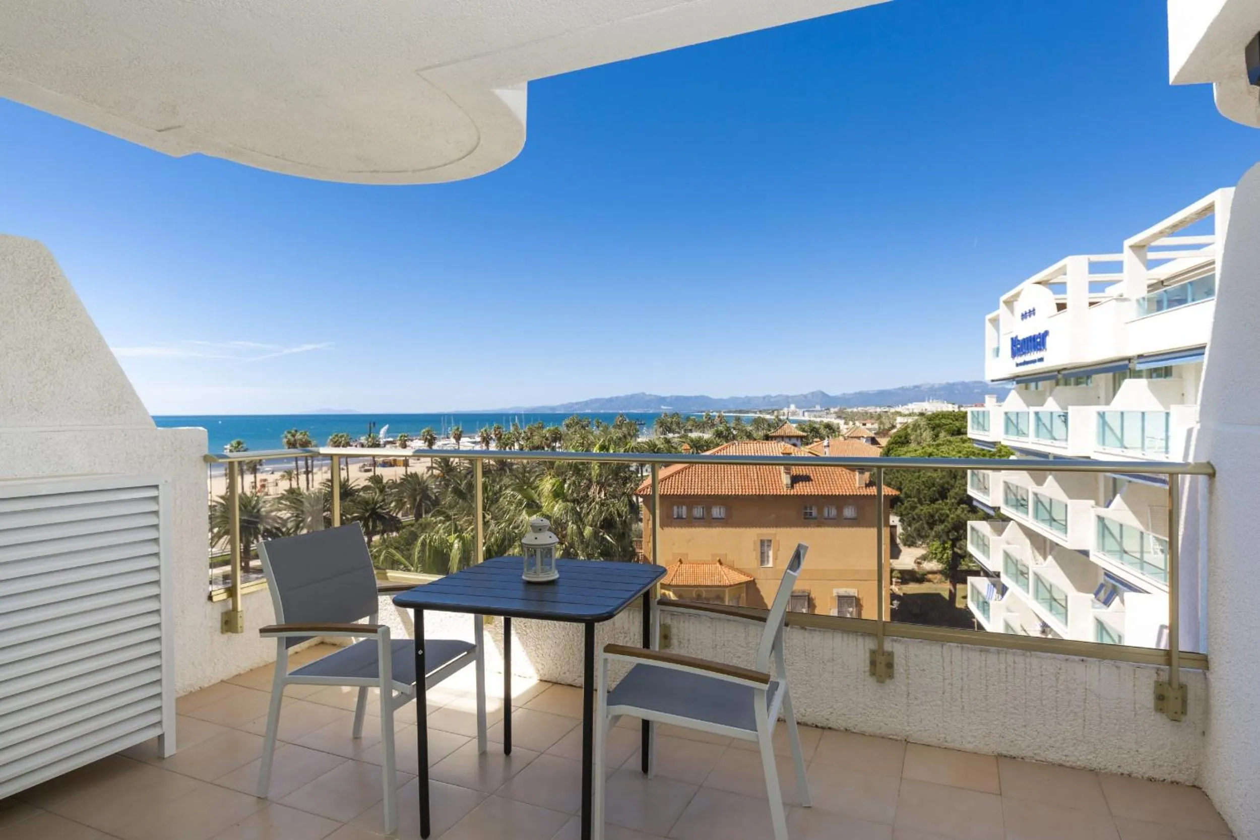 Balcony/Terrace in Blaumar Hotel