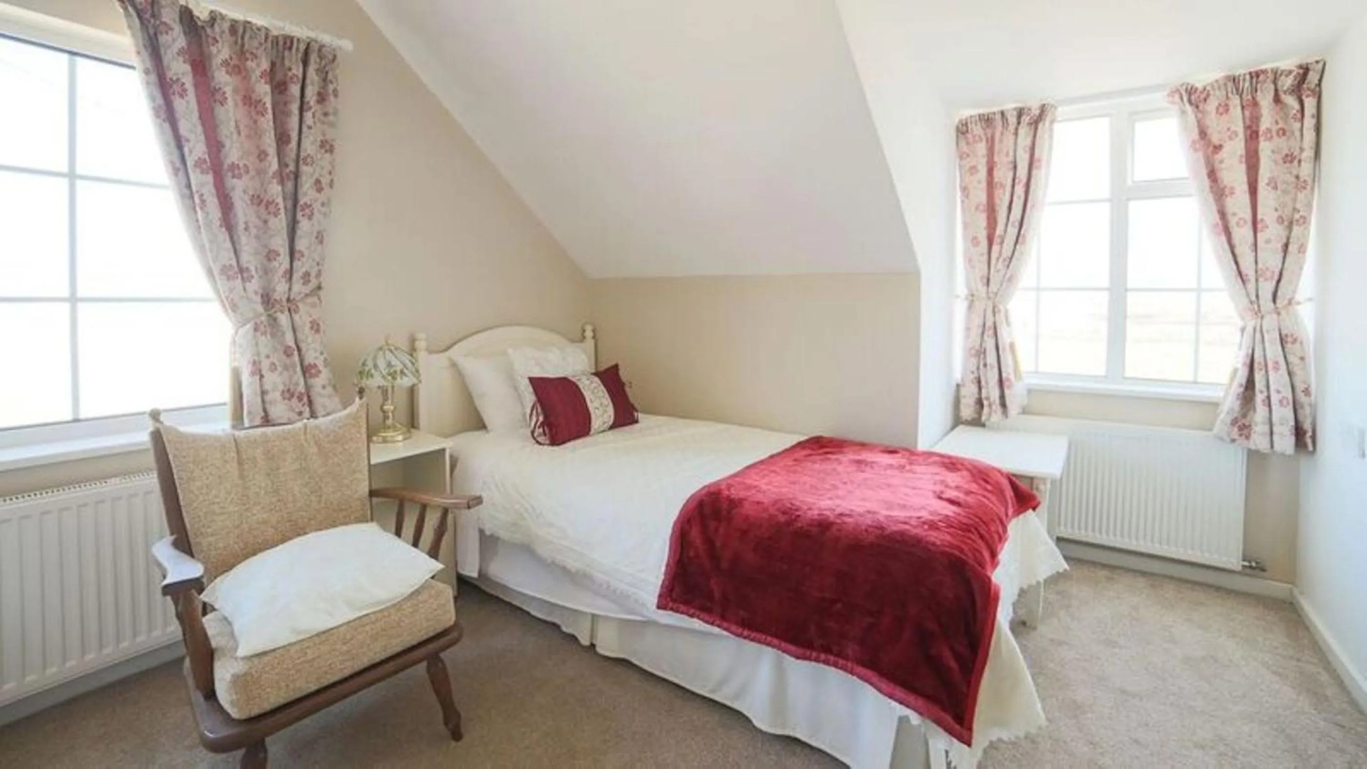 Bed in Bru Chlann Lir